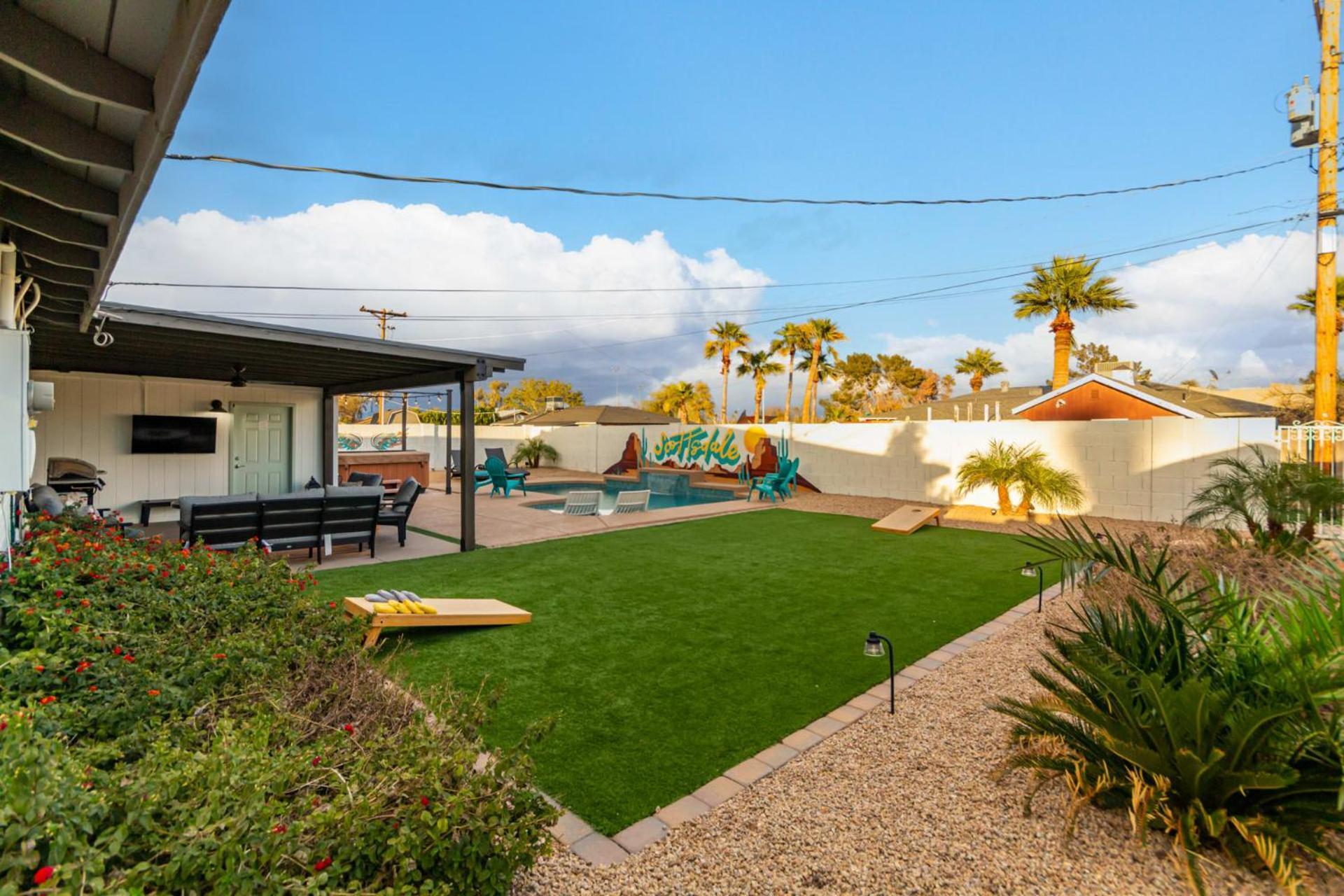 Modern Sw Family Retreat-pool-hot Tub-firepit *