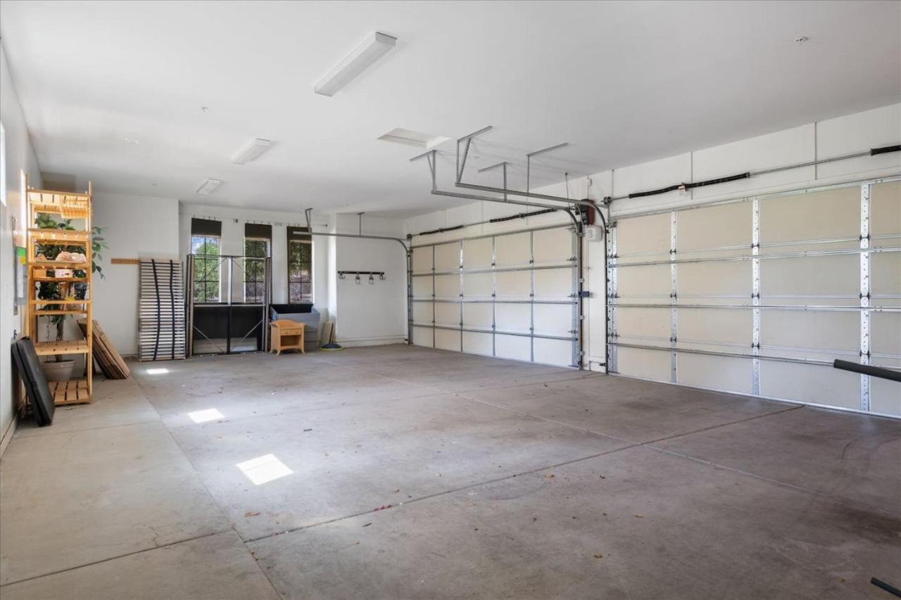 Two Homes-pickleball-batting Cage-sand Volleyball *