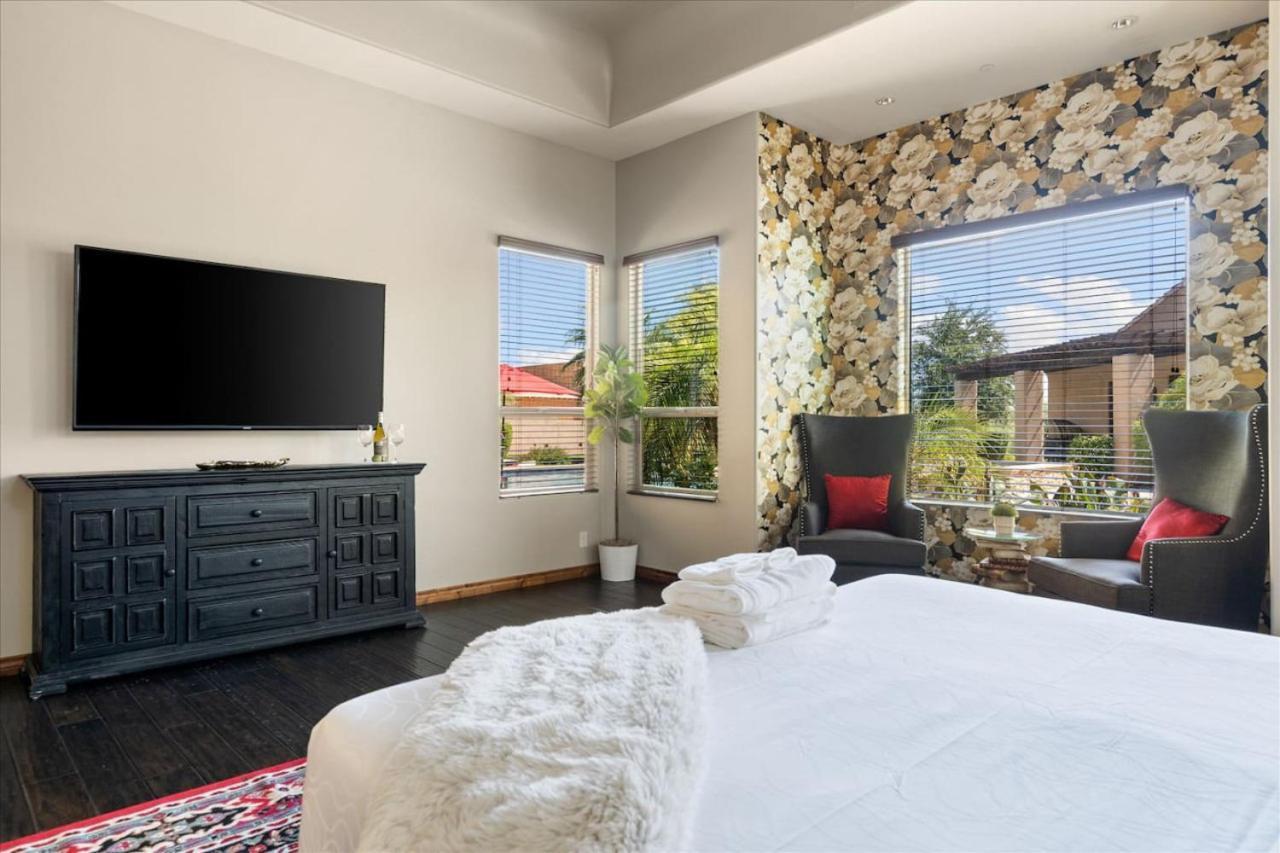 Holiday home Two Homes-pickleball-batting Cage-sand Volleyball Scottsdale
