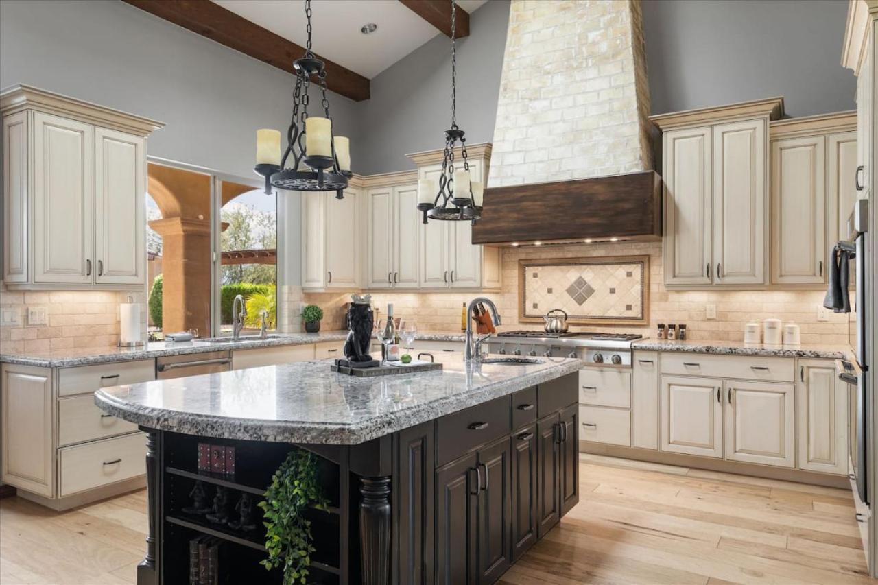 Two Homes-pickleball-batting Cage-sand Volleyball Holiday home