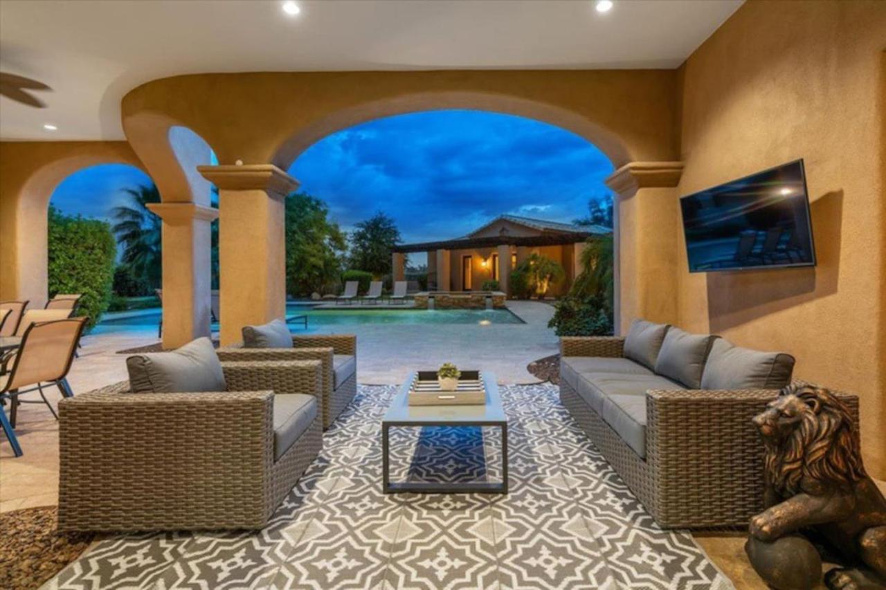 Holiday home Two Homes-pickleball-batting Cage-sand Volleyball