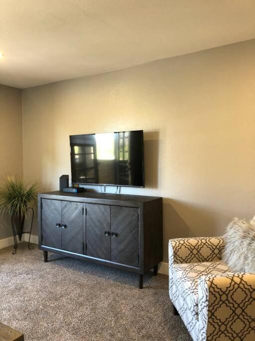Apartment Beauty Close To Old Town 1 Bed 1 Bath *