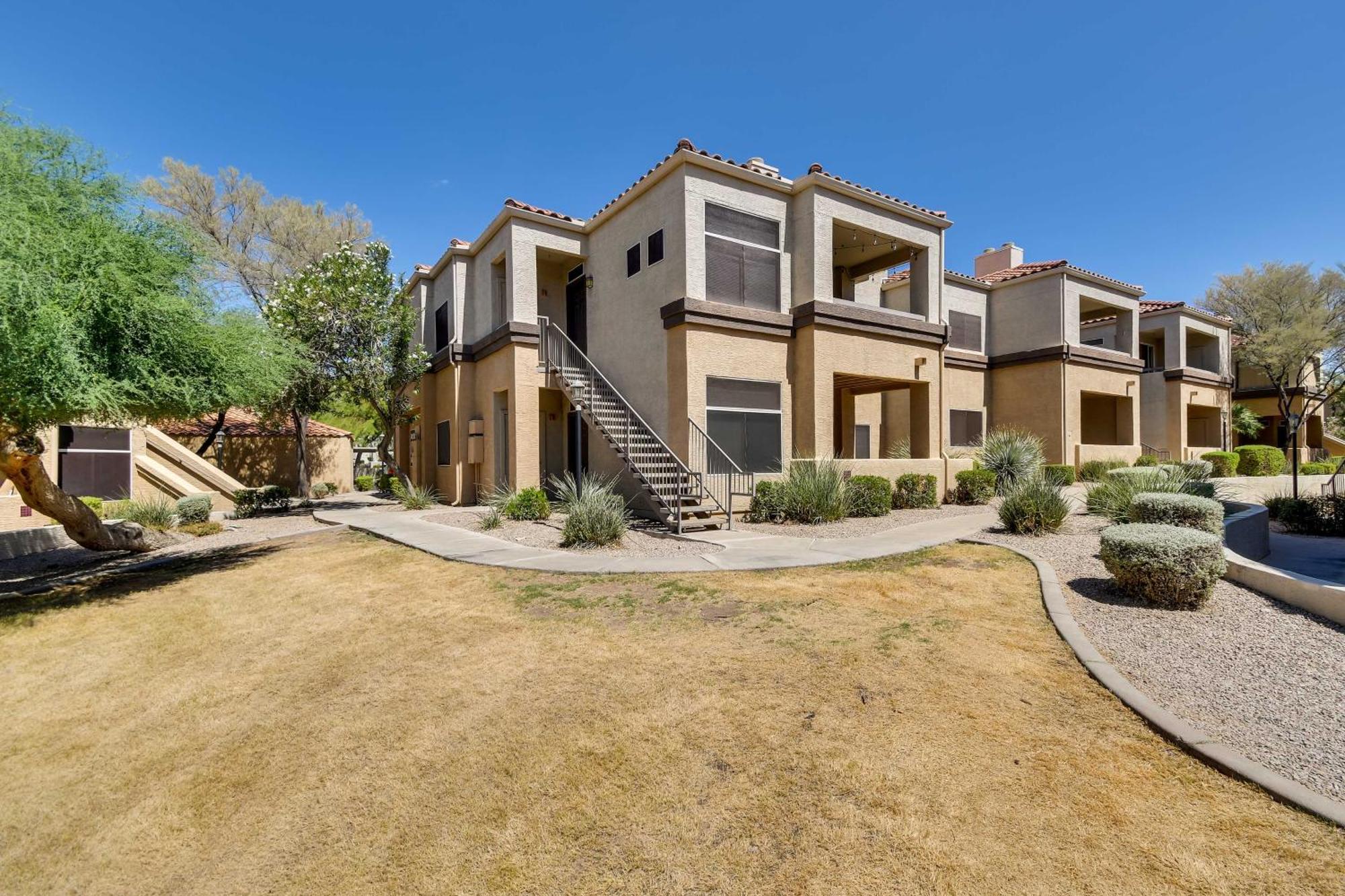 Apartment Tranquil With Community Pool! Scottsdale