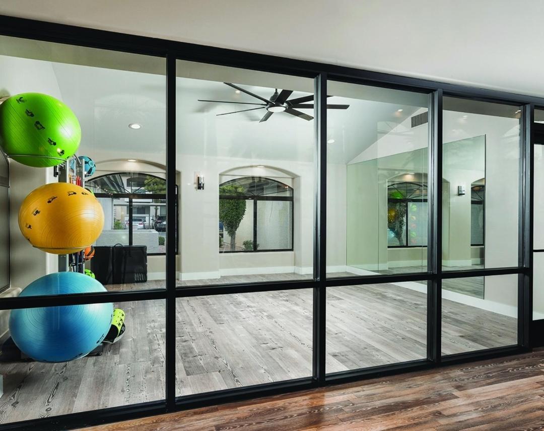 Apartment Kierland Commons Quarter Pool Gym Tennis Pickleball Golf