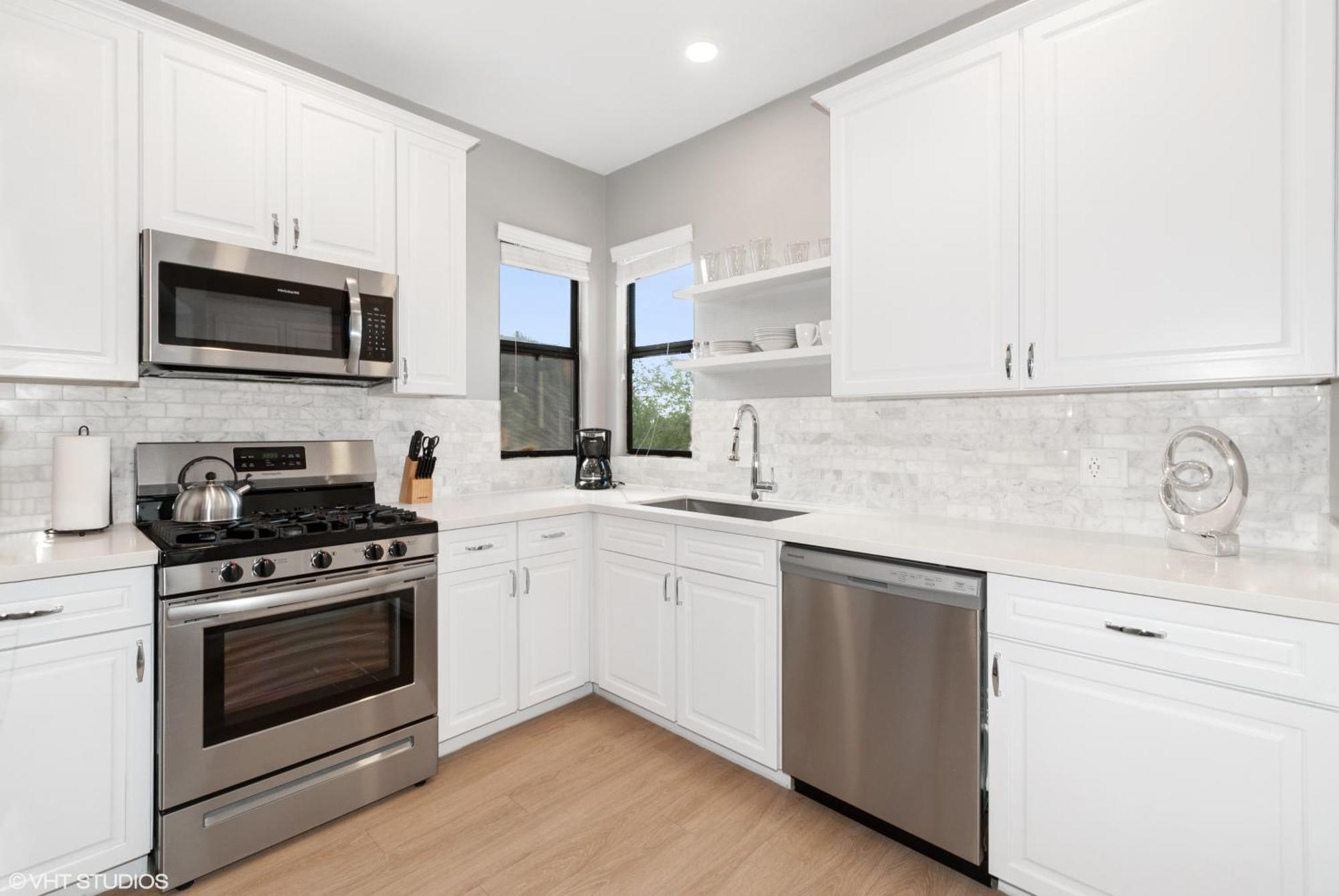 Kierland Commons Quarter Pool Gym Tennis Pickleball Golf Apartment
