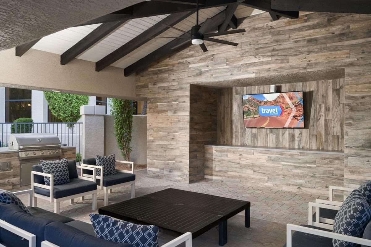 Apartment Kierland Commons Quarter Pool Gym Tennis Pickleball Golf *
