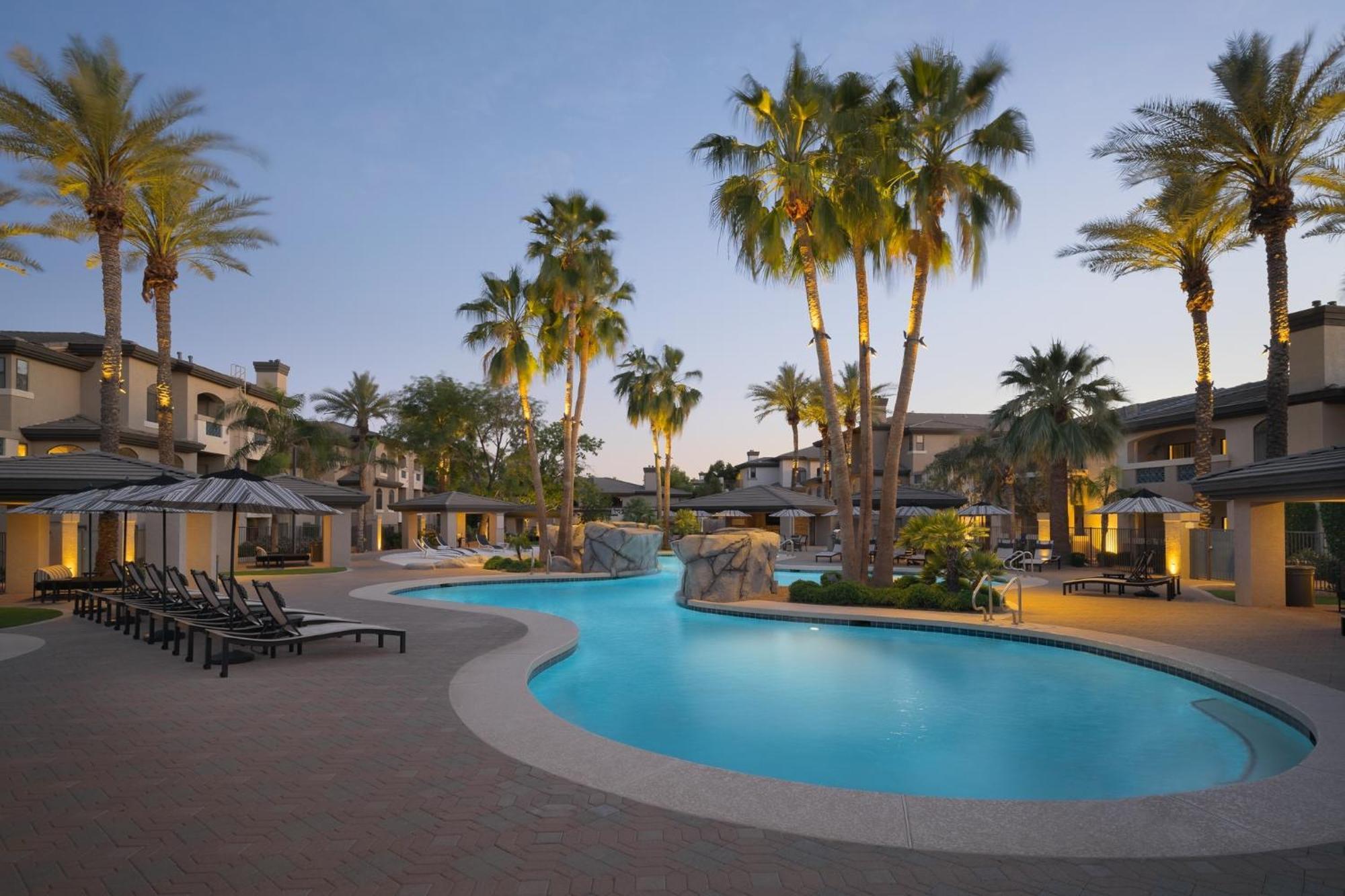 Kierland Commons Quarter Pool Gym Tennis Pickleball Golf Apartment *