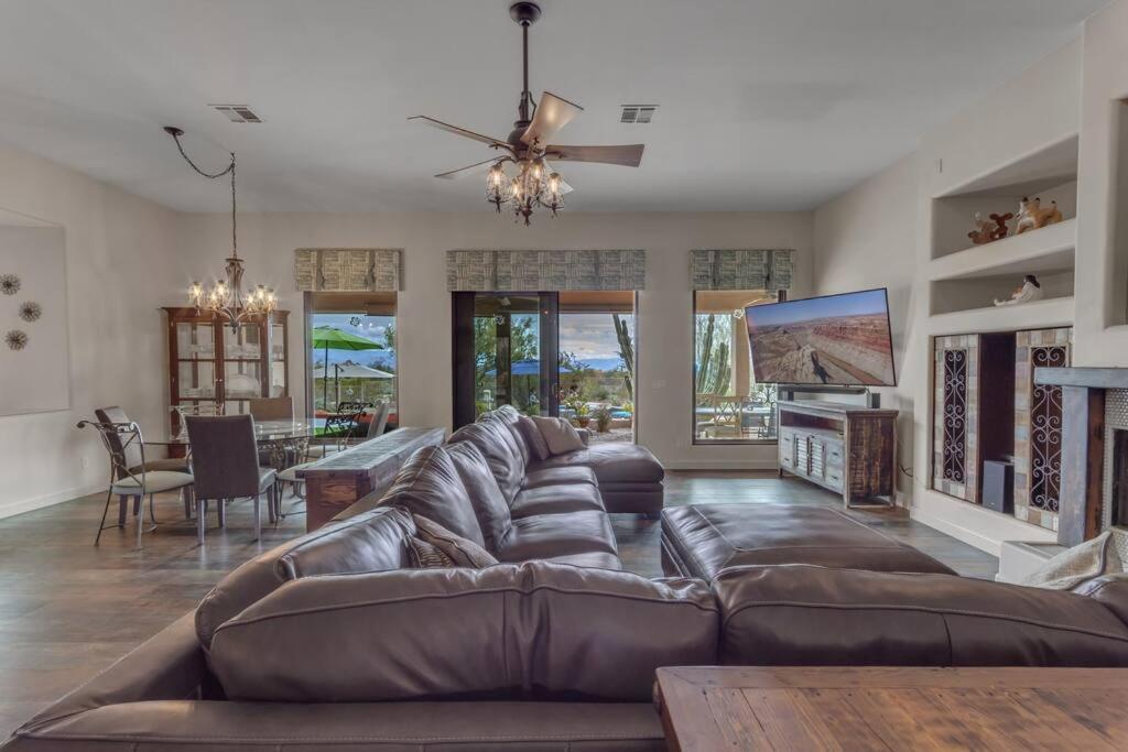 Desert Retreat With Dream Backyard
