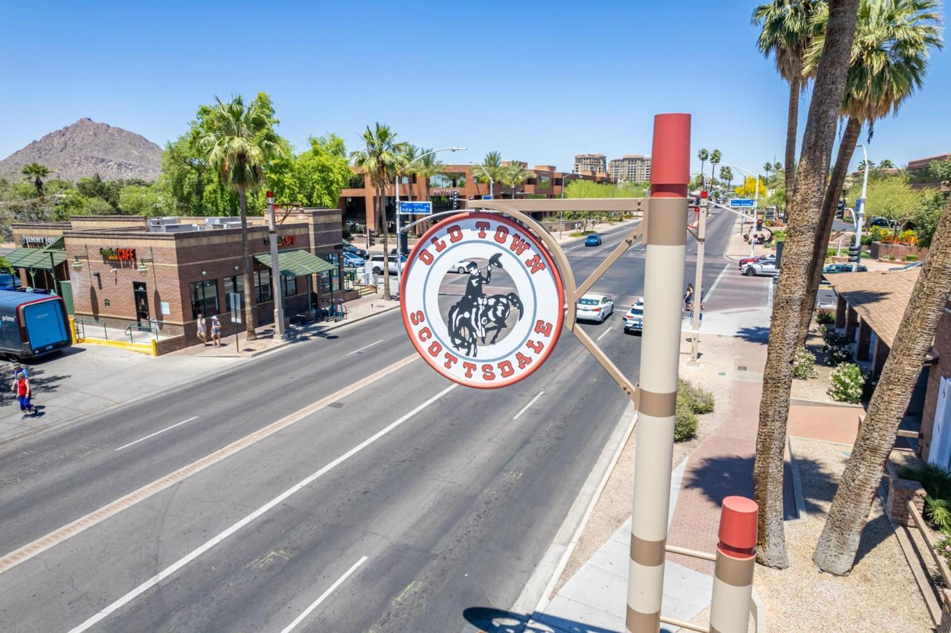 Holiday home Lux At Craftsman - Heart Of Old Town 1 Scottsdale