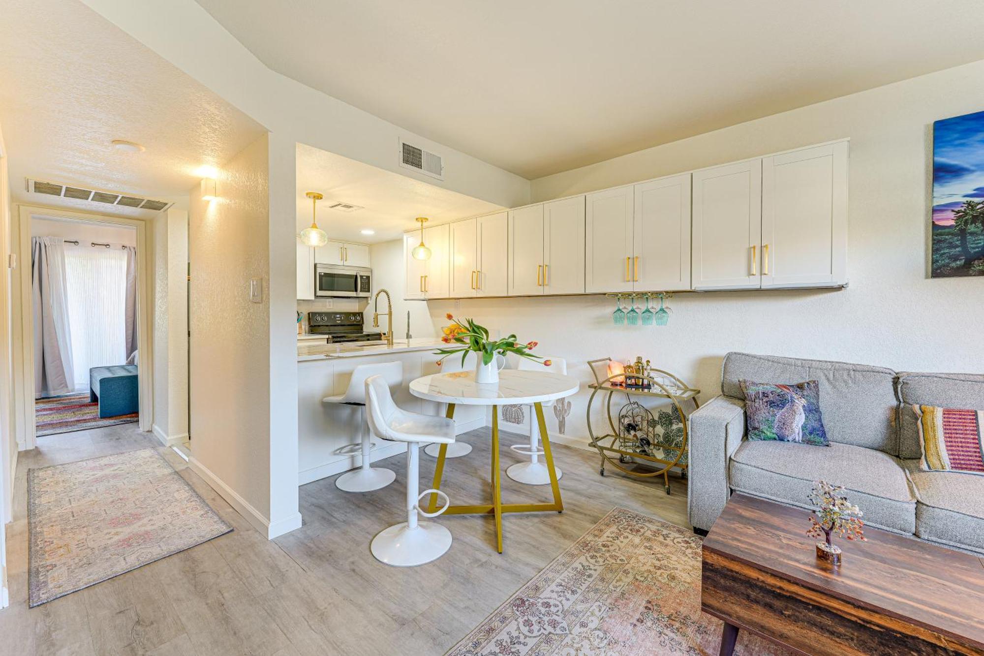 Apartment Sunny With 2 Year-round Pools!