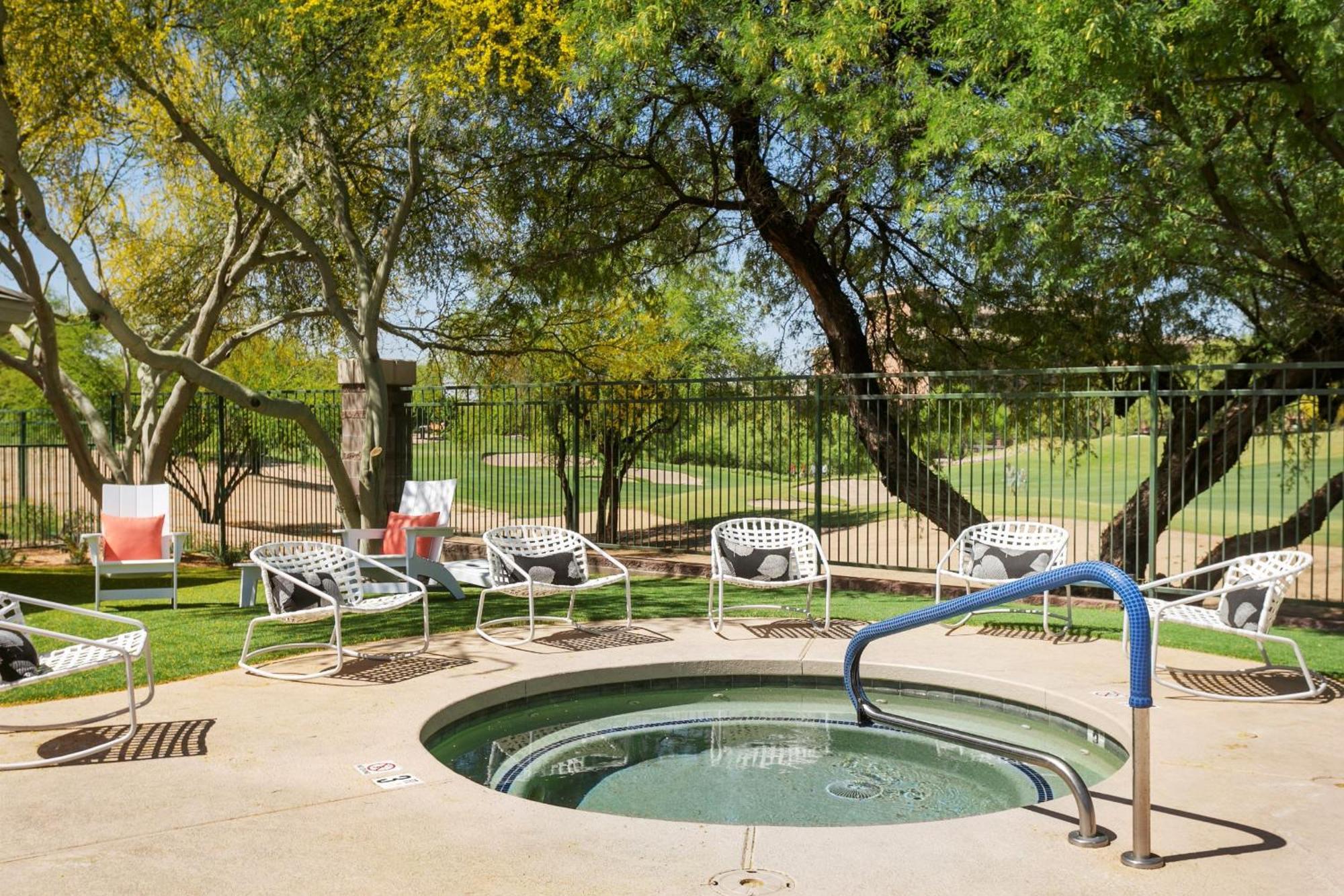 Cozysuites At Kierland Commons With Pool #16 * Scottsdale