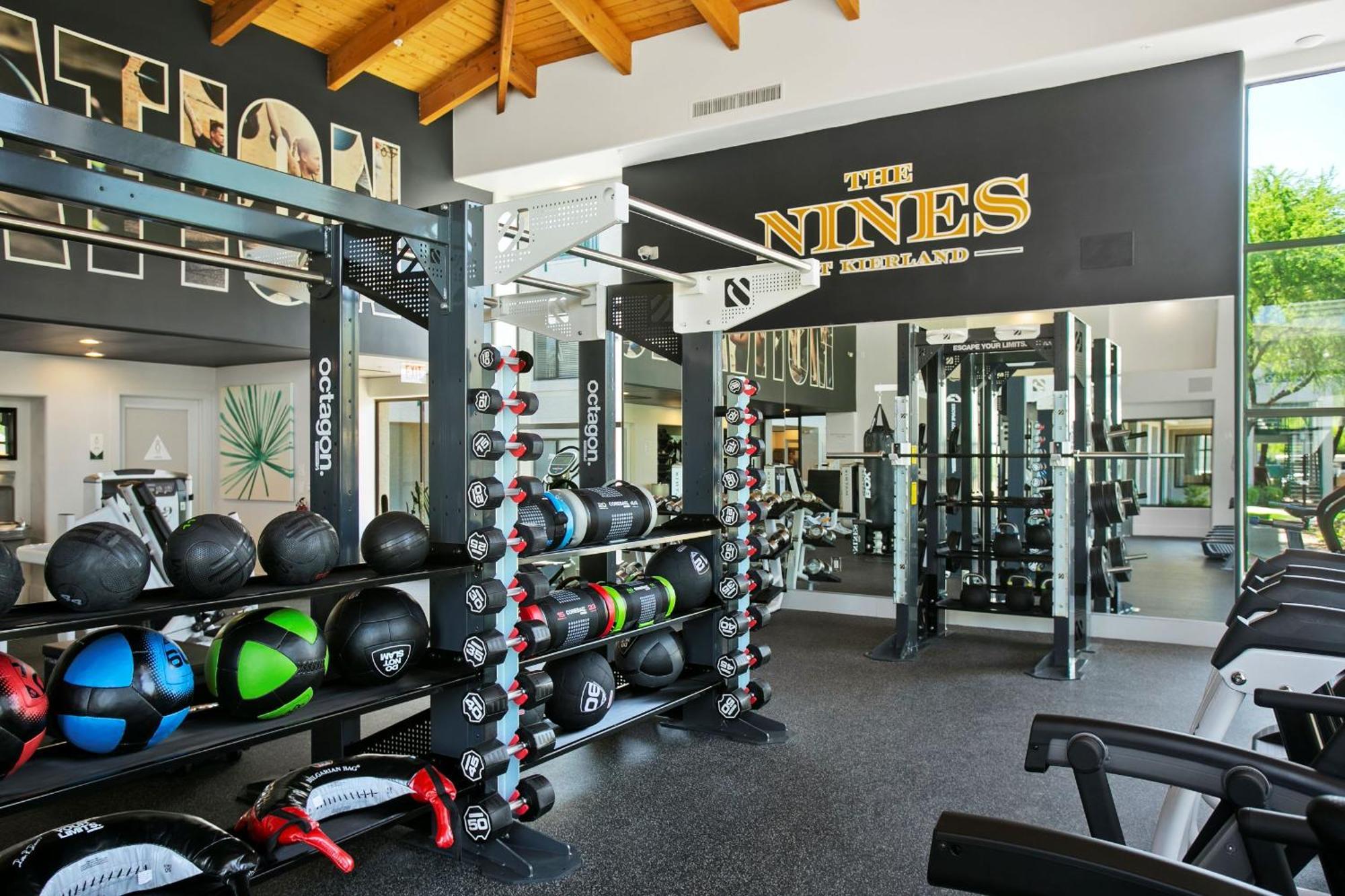 Cozysuites At Kierland Commons With Pool #13 * Scottsdale