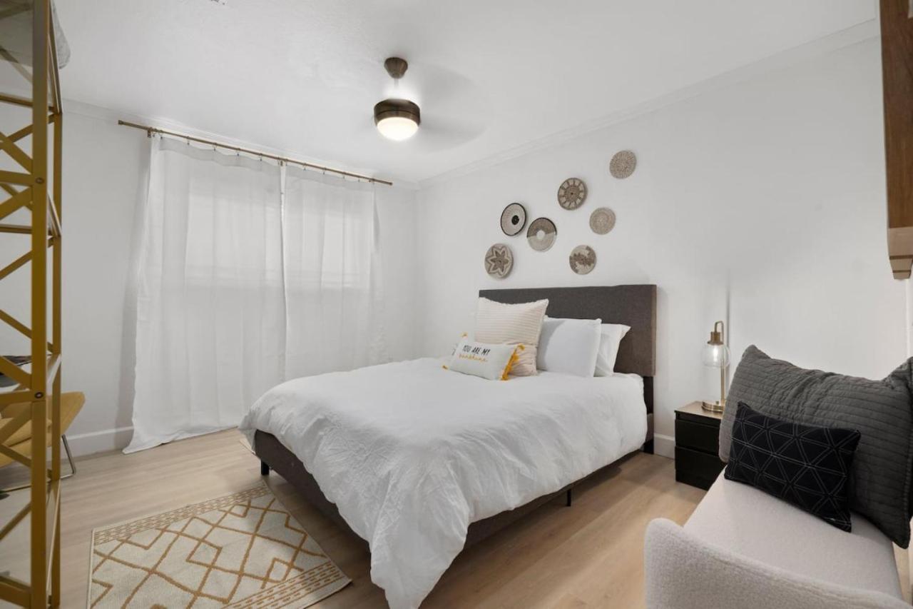 Continental - 4br - Scottsdale