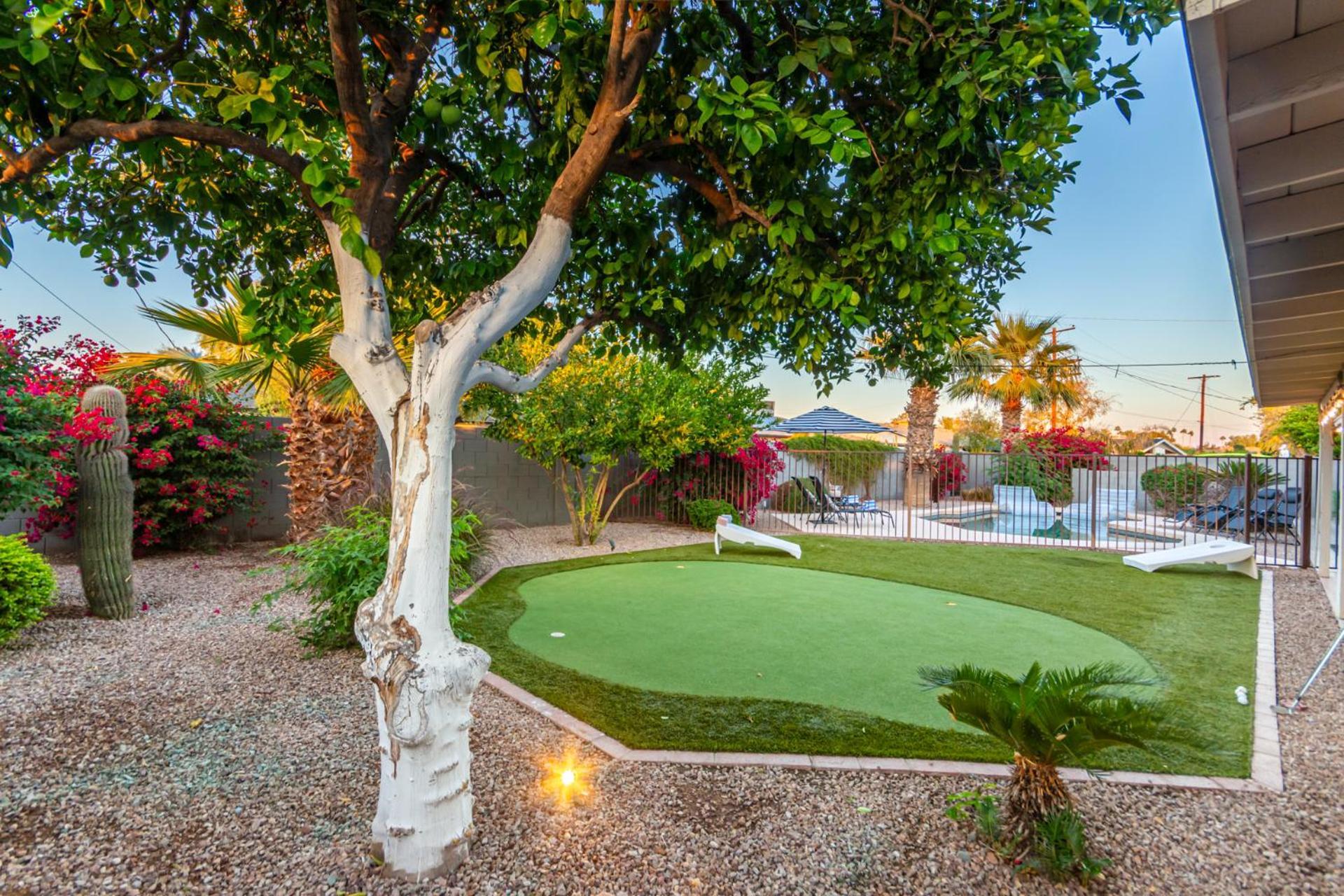 Holiday home Hot Tub, Heated Pool, Mini Golf, Bbq, 500 Mbps, 50in Tv, Old Town Scottsdale