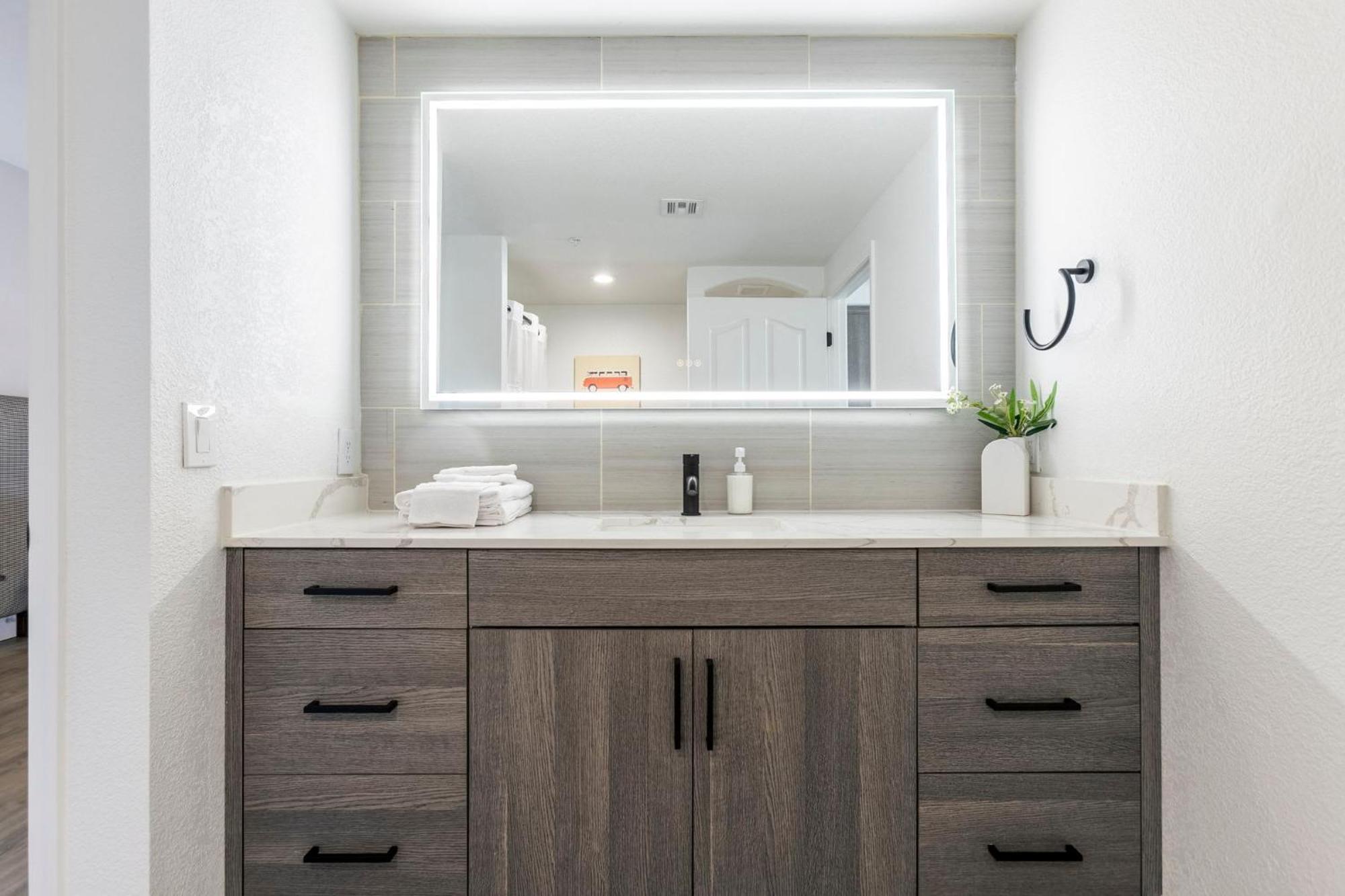 Cozysuites At Kierland Commons With Pool#15 * Scottsdale