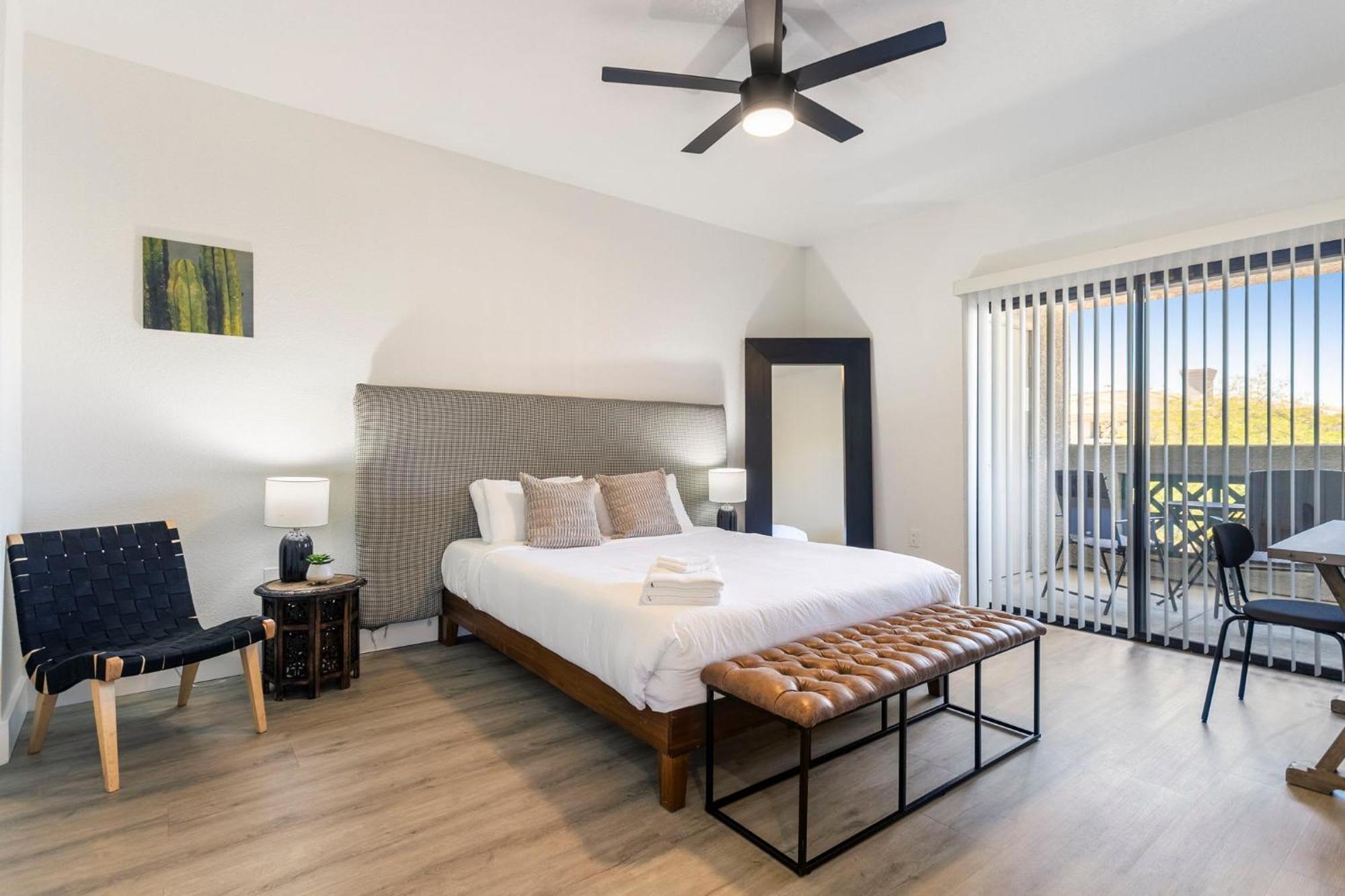 Apartment Cozysuites At Kierland Commons With Pool#15 *