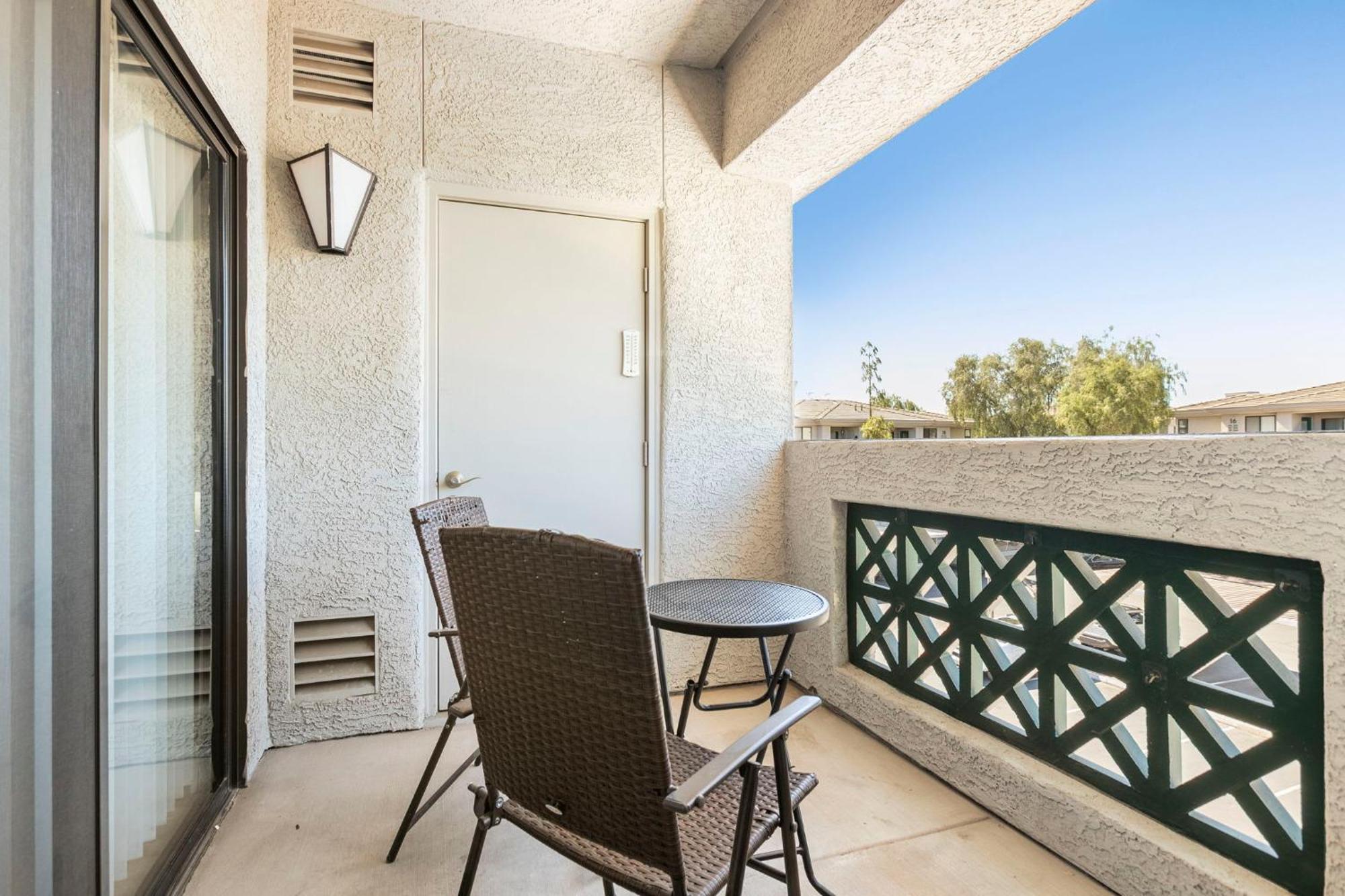 Cozysuites At Kierland Commons With Pool#15 *