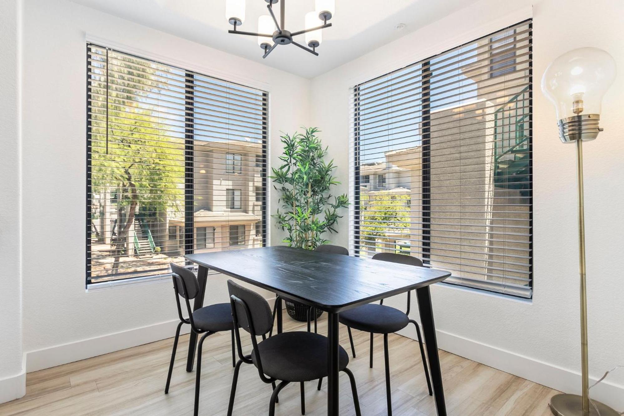 Apartment 2br Cozysuites At Kierland Commons With Pool #06 *