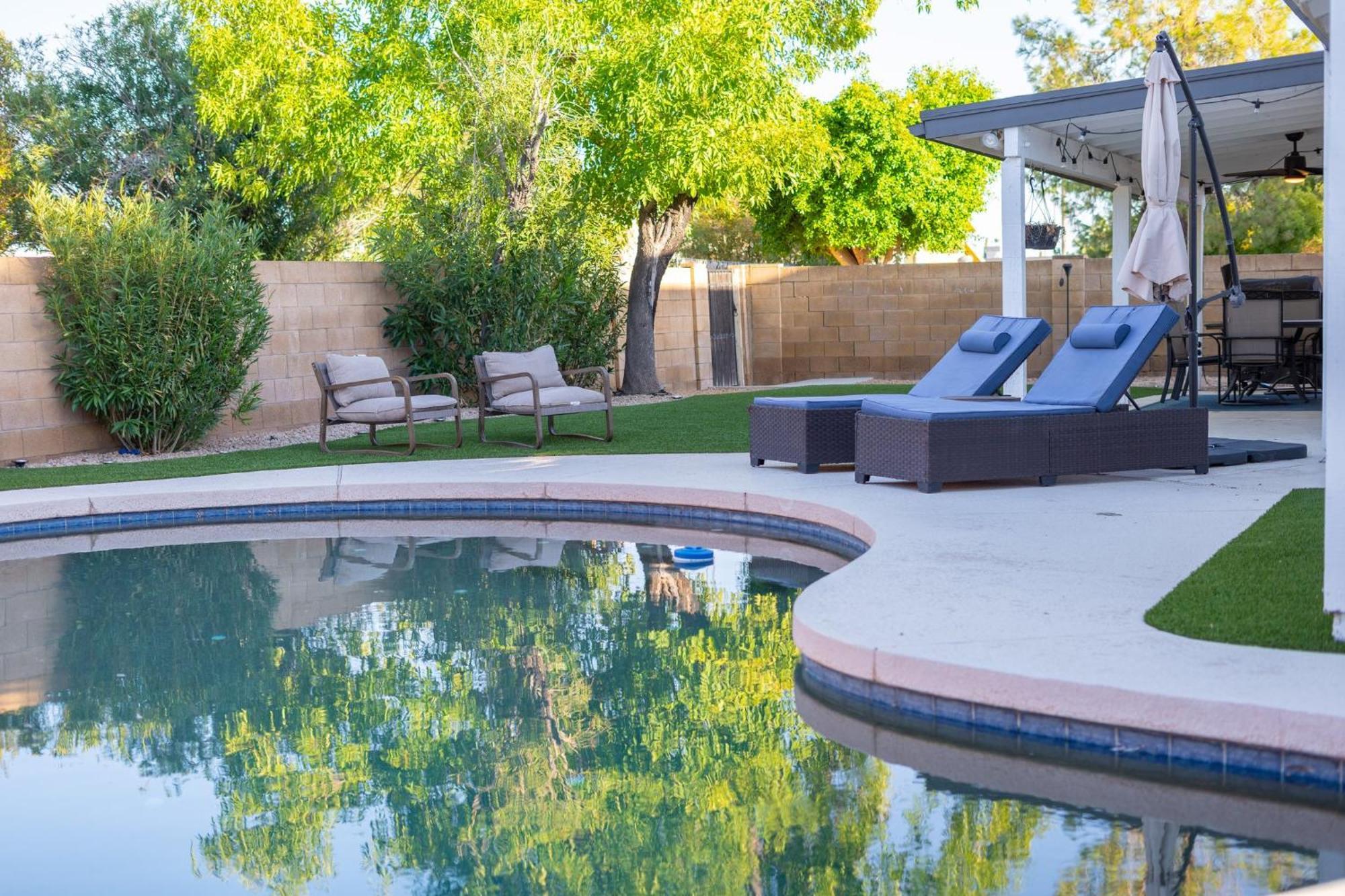 Holiday home Luxury Living, Private Pool, Bbq & Prime Location