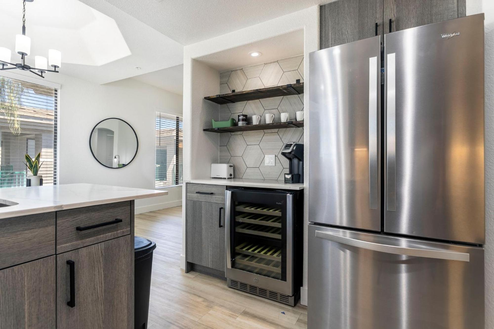 3br Cozysuites At Kierland Commons With Pool #12 Apartment