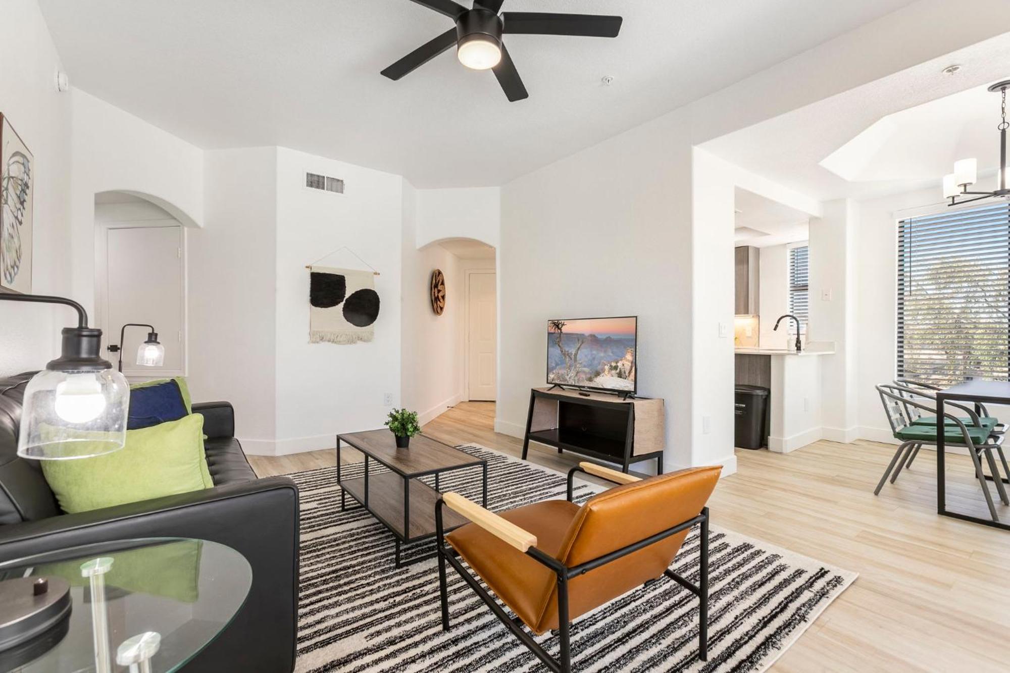 3br Cozysuites At Kierland Commons With Pool #12 * Scottsdale