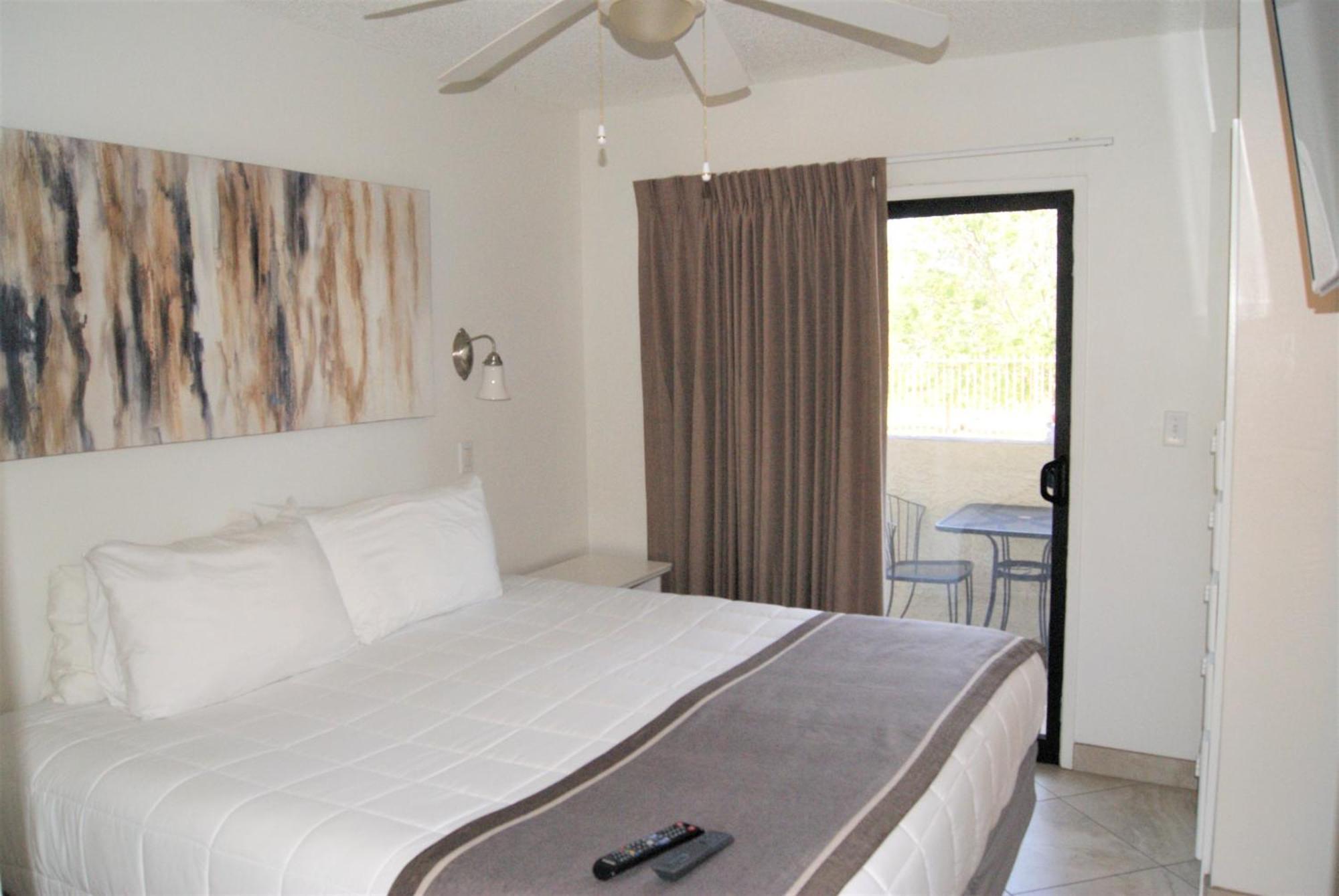 Apartment 133 Fully Furnished, Amenities Galore *