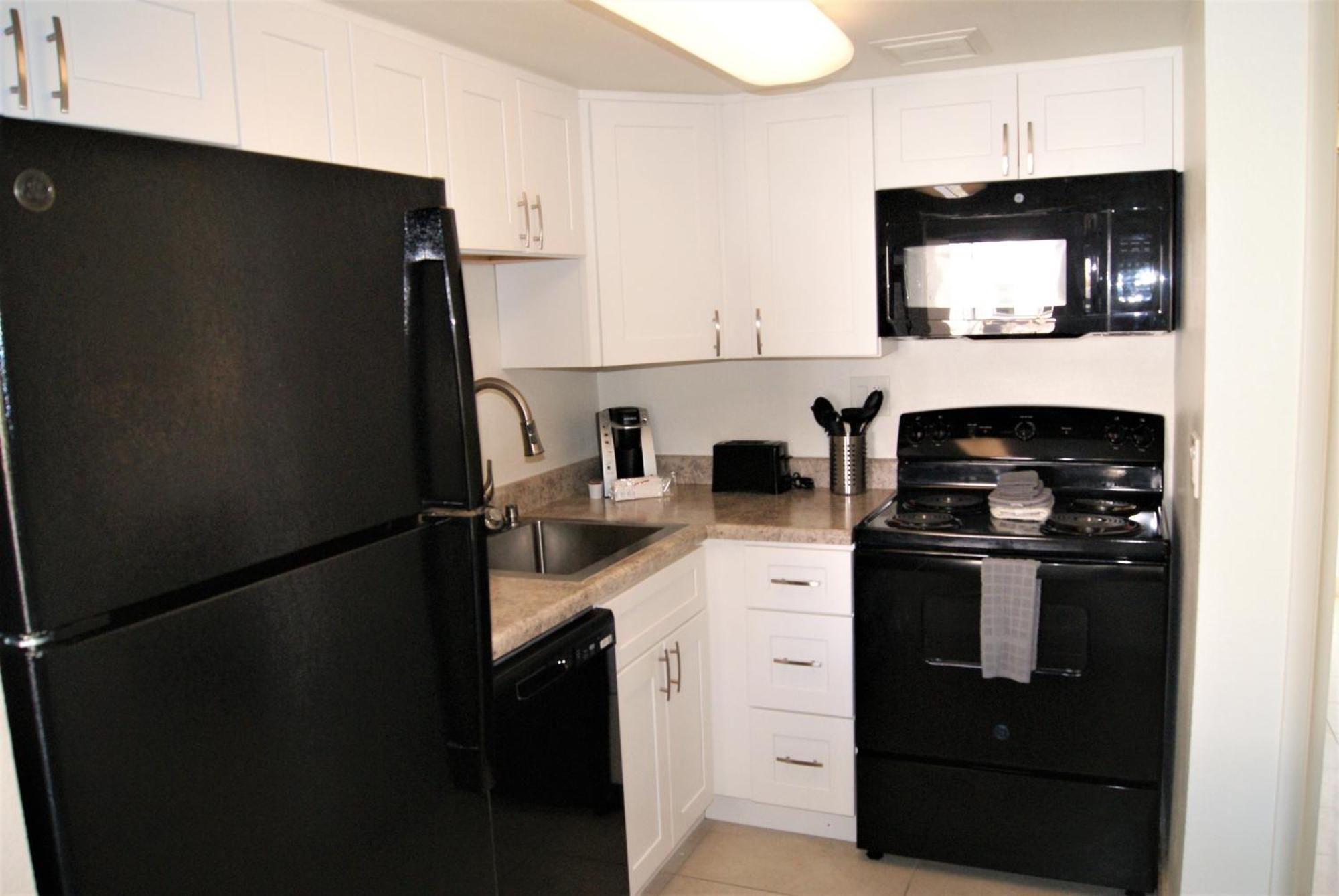 238- Fully Furnished, Wifi Included Apartment Scottsdale
