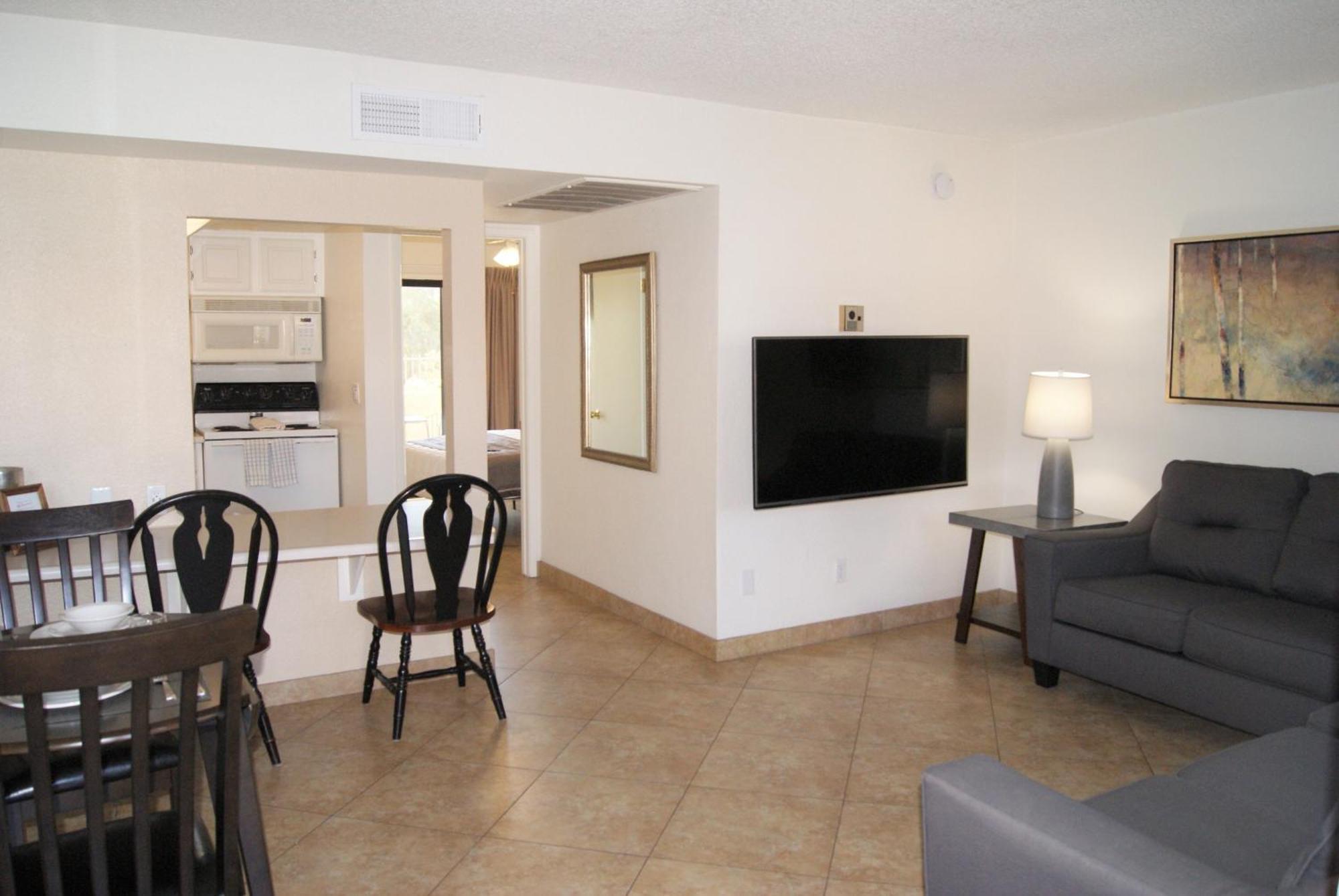 119 Fully Furnished 1br Suite-outdoor Pool