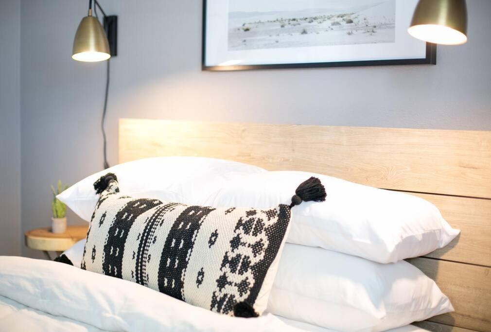 Luxury Oasis With Pool Sleeps 7 - Close To Old Town Holiday home