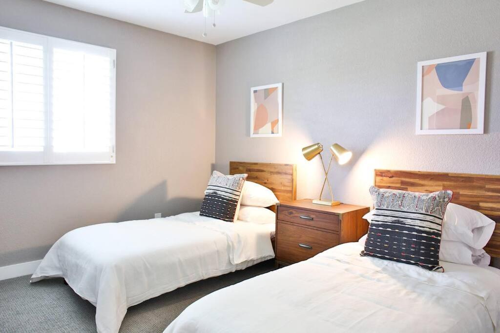 Luxury Oasis With Pool Sleeps 7 - Close To Old Town *