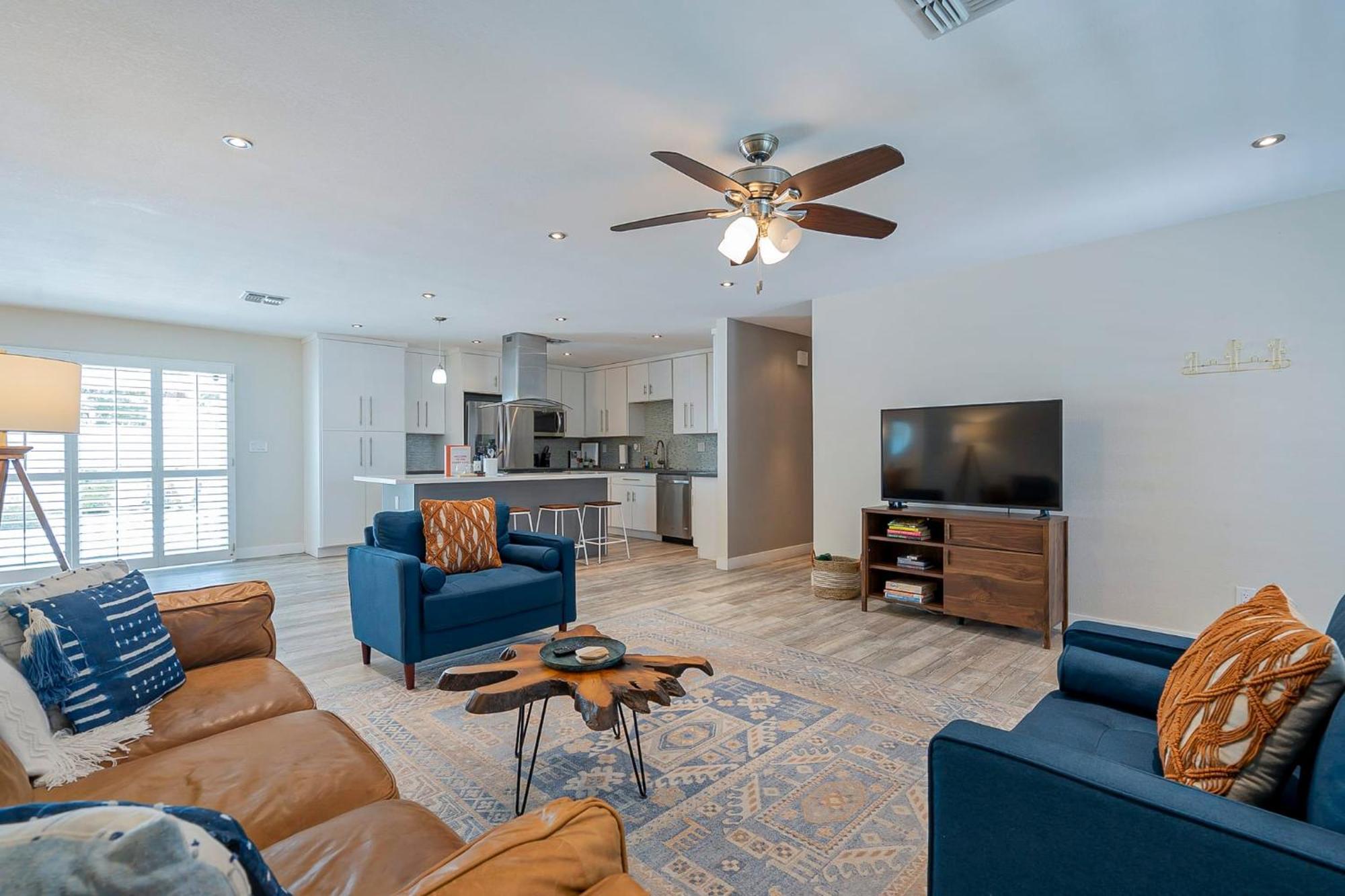 Luxury Oasis With Pool Sleeps 7 - Close To Old Town Holiday home Scottsdale