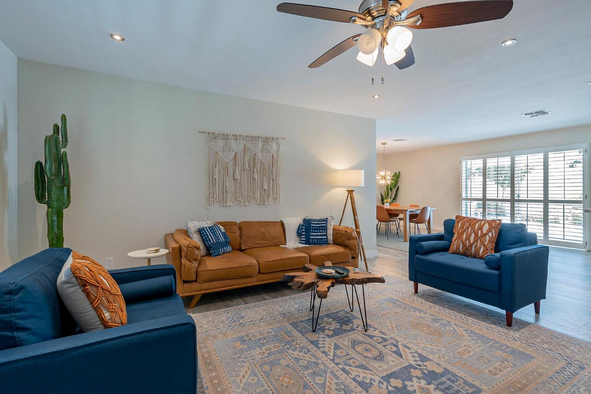 Luxury Oasis With Pool Sleeps 7 - Close To Old Town Holiday home *