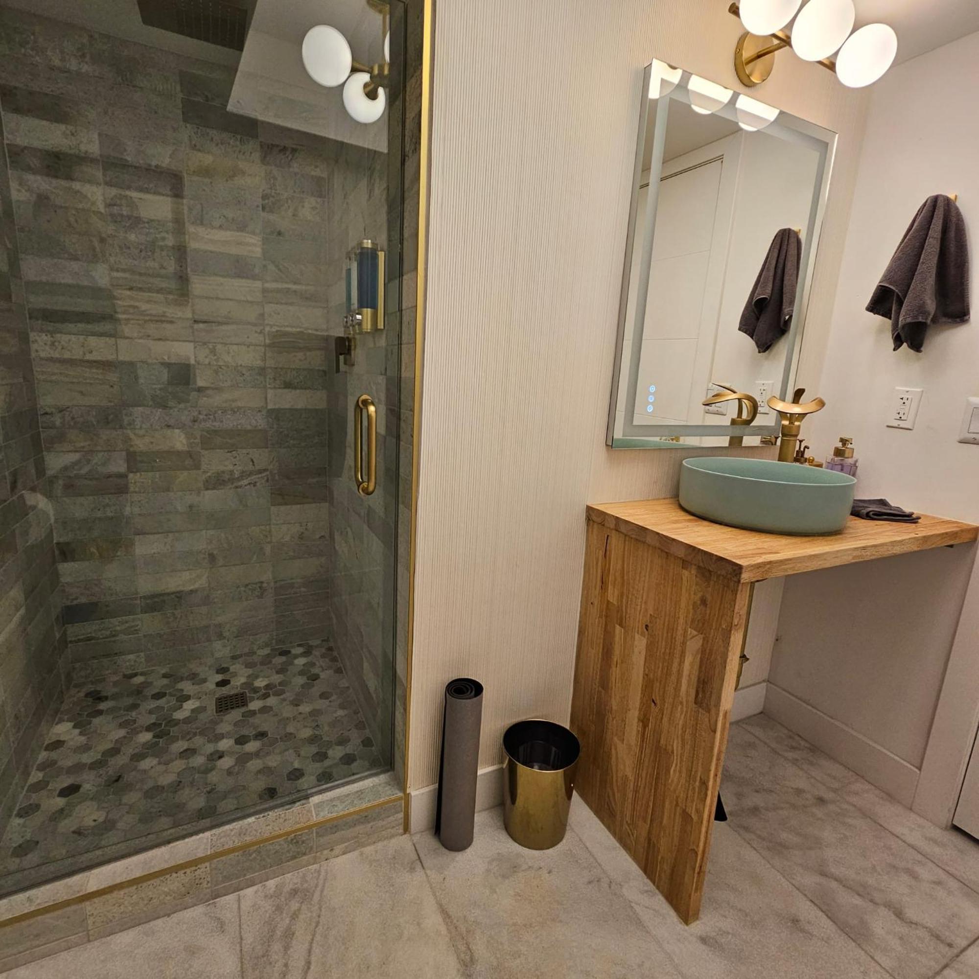 Refreshing Pool Old Town 4 Bdr 3 Full Baths * Scottsdale