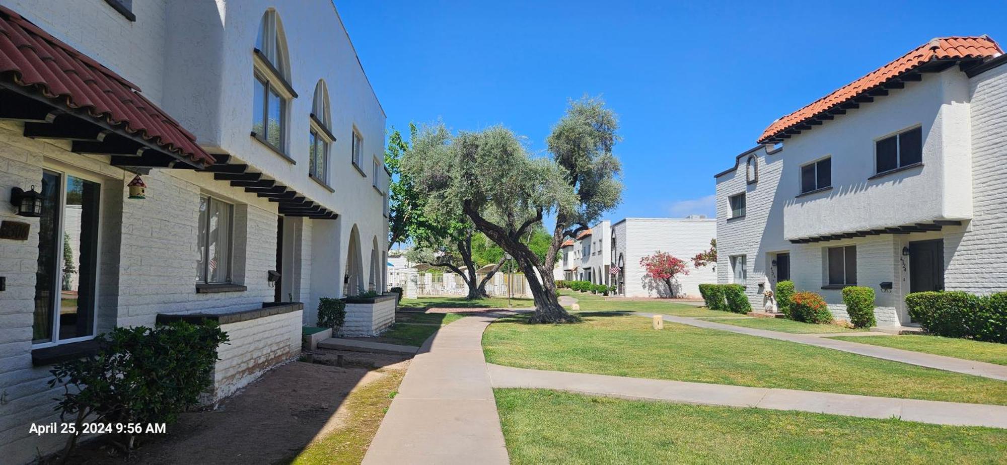 Refreshing Pool Old Town 4 Bdr 3 Full Baths Scottsdale