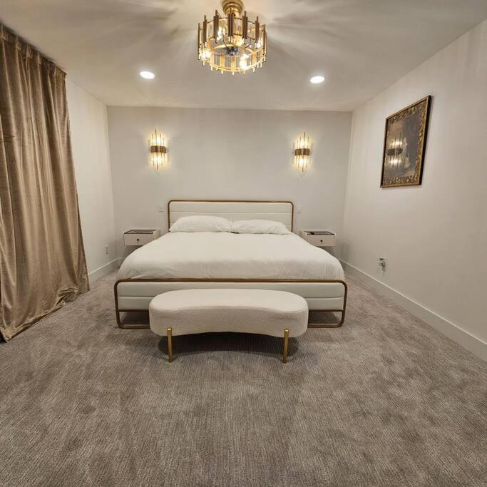 Holiday home Refreshing Pool Old Town 4 Bdr 3 Full Baths *