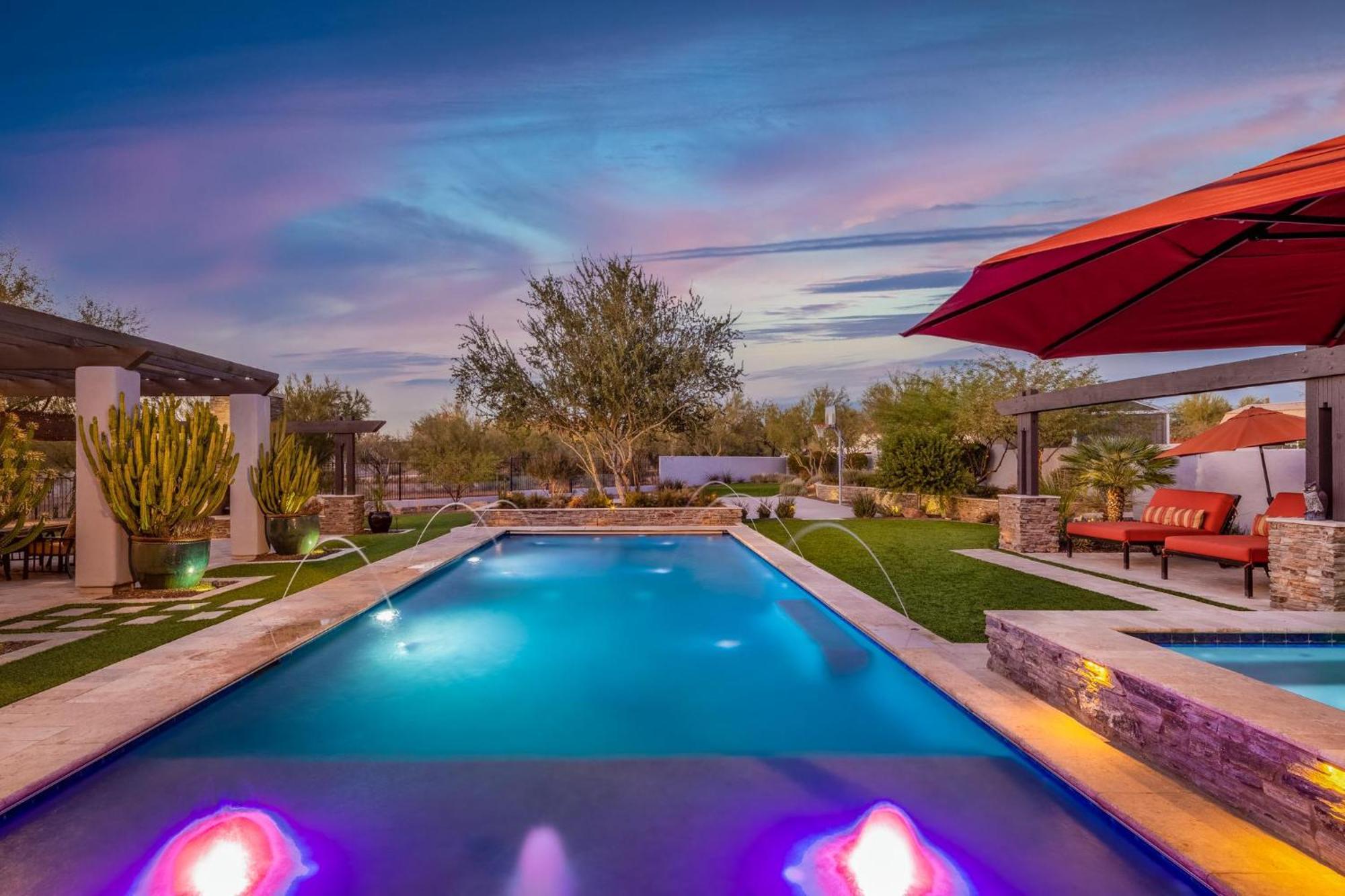 Luxury Estate, Heated Pool, Spa, Game Room, Villa Scottsdale