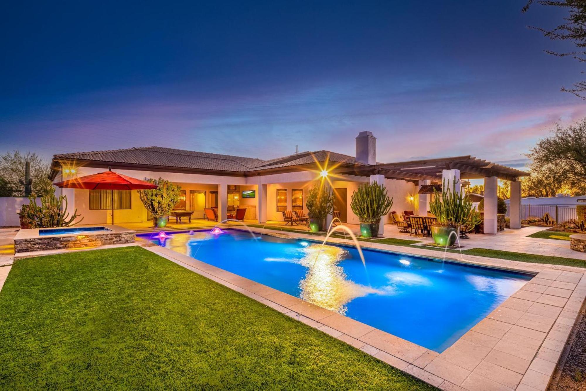 Luxury Estate, Heated Pool, Spa, Game Room, *