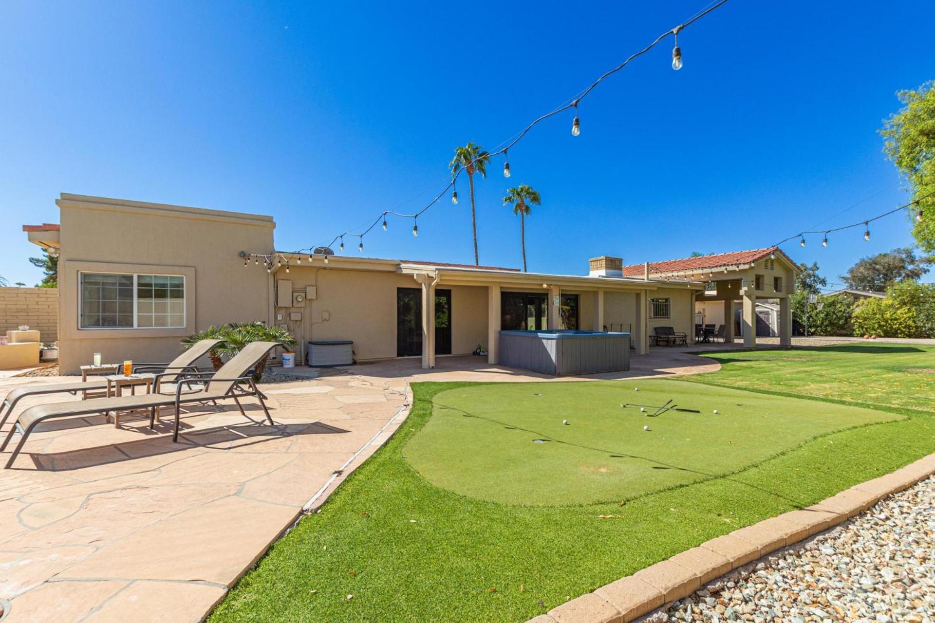 Holiday home Palace Palms & Play -sports Court-pool-mini Golf *