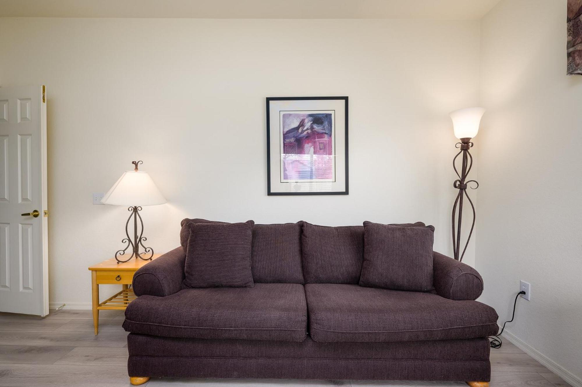 Del Sol Apartment