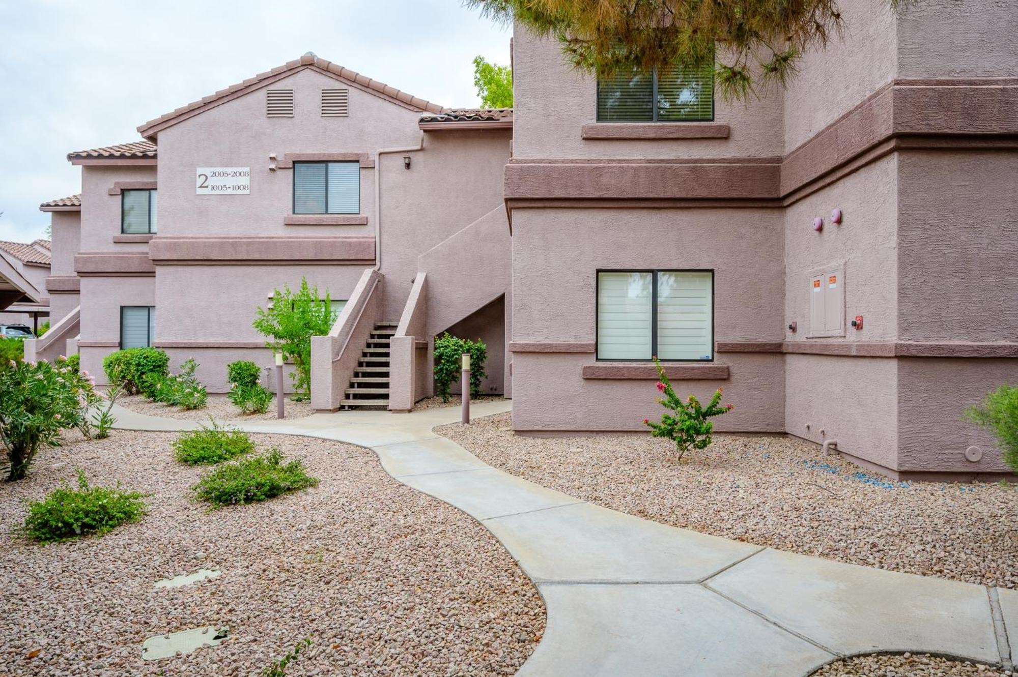 Del Sol Apartment