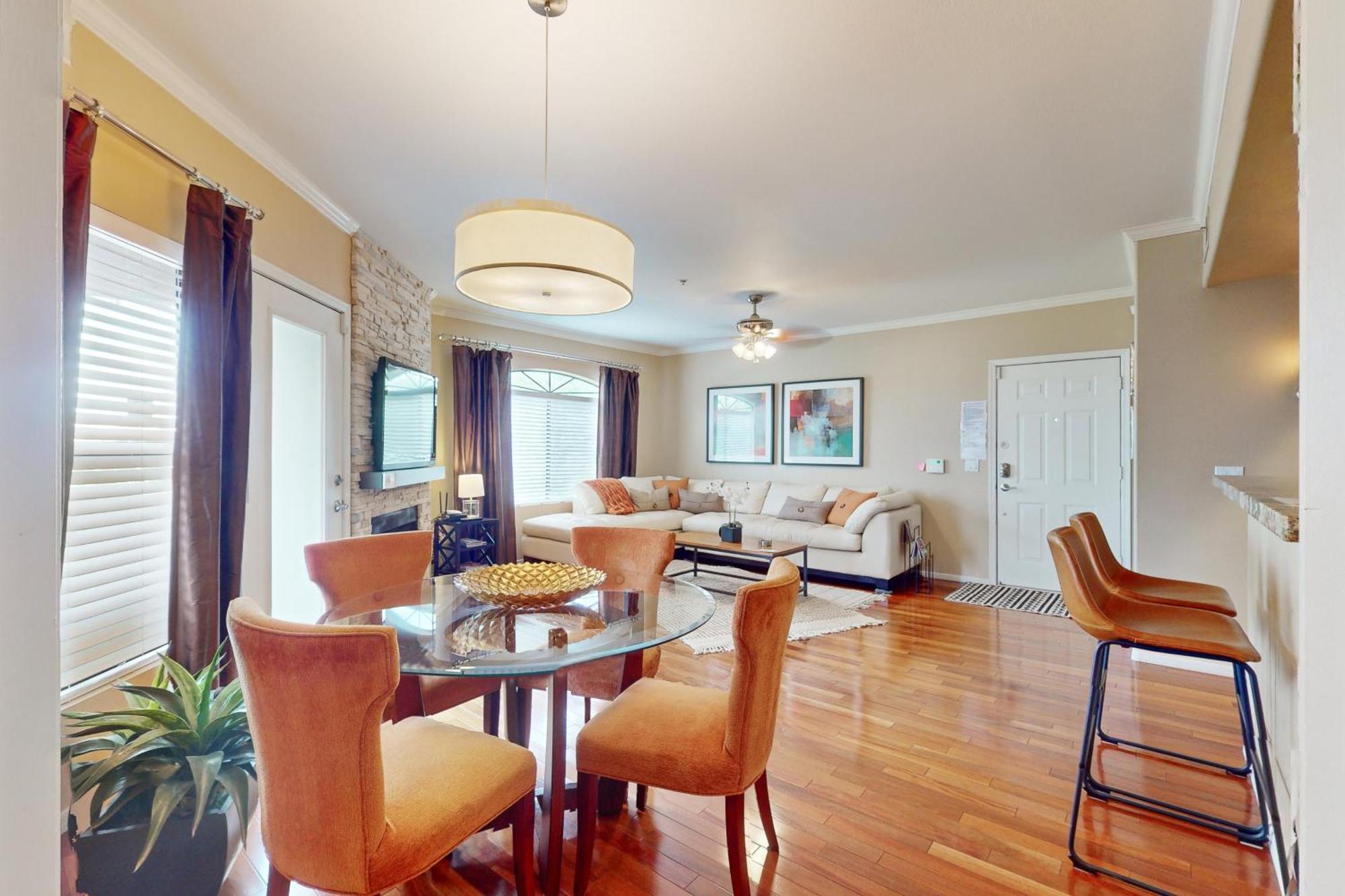 The Signature Unit & Breezy Desert Retreat