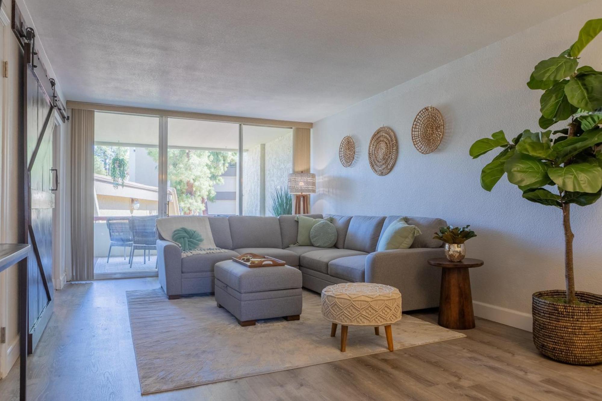 Chic With Heated Pool And Old Town *