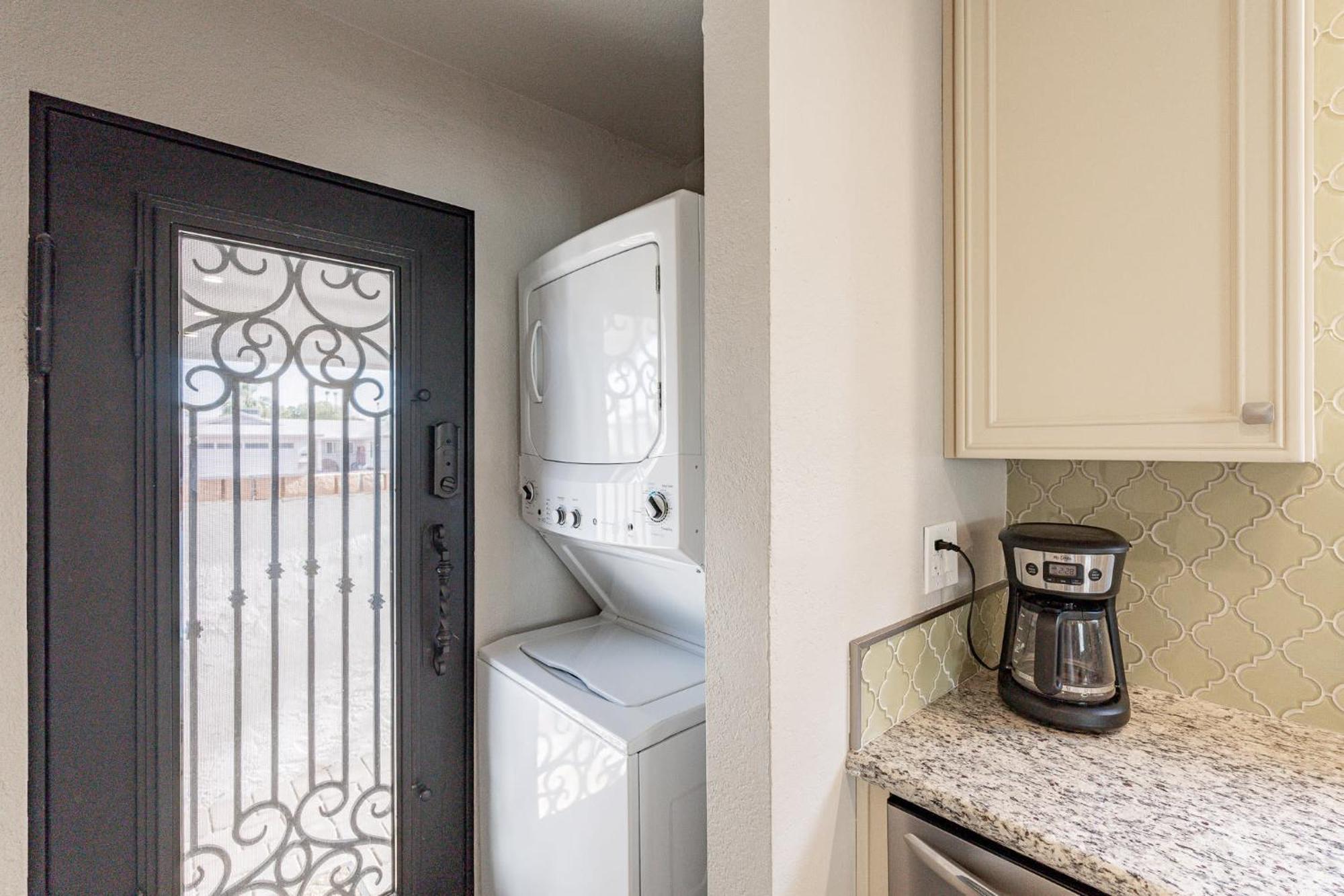 Holiday home Complimentary Heated Pool Close To Oldtown3br