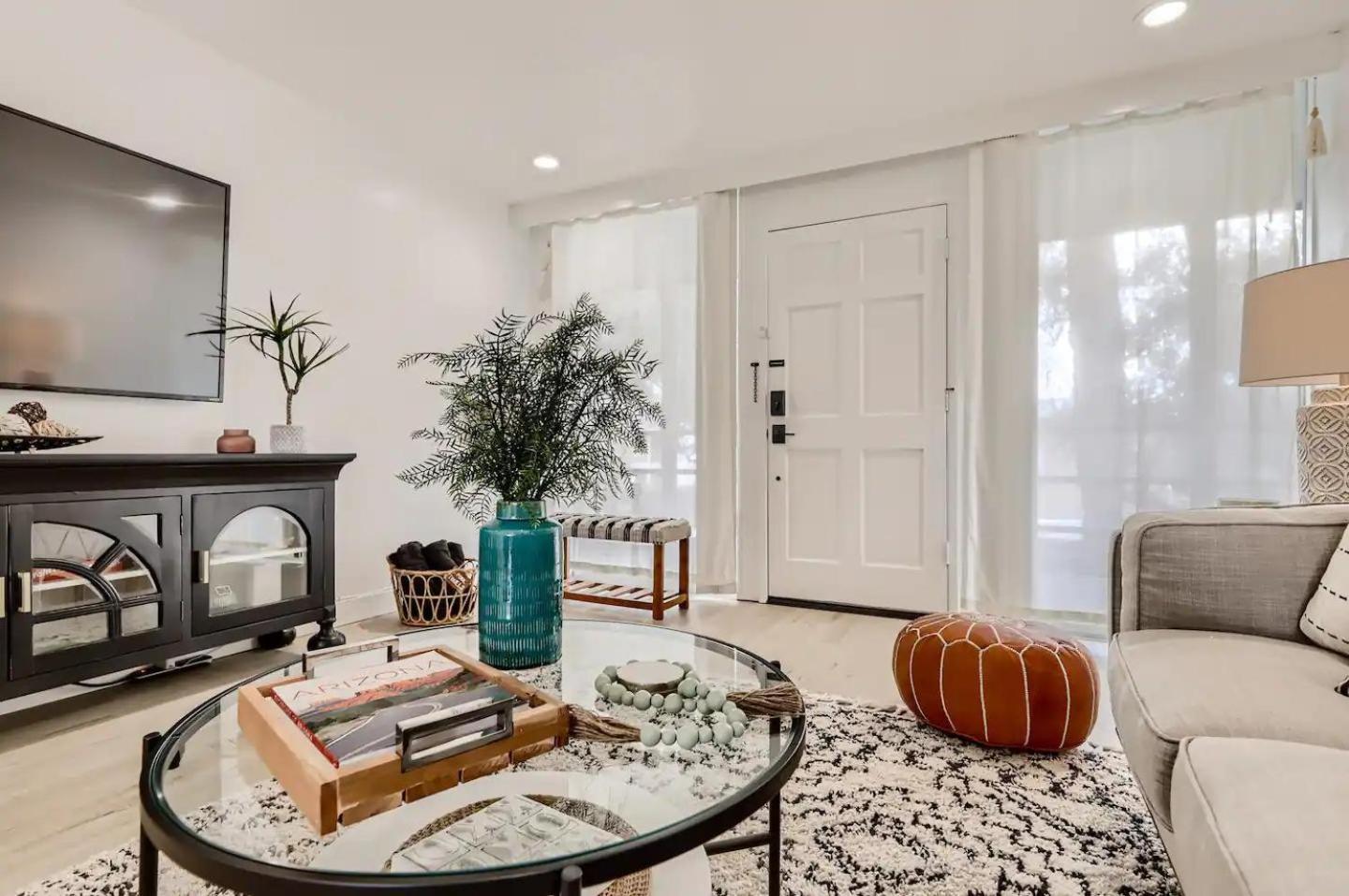 Luxury In Old Town Wpool Scottsdale