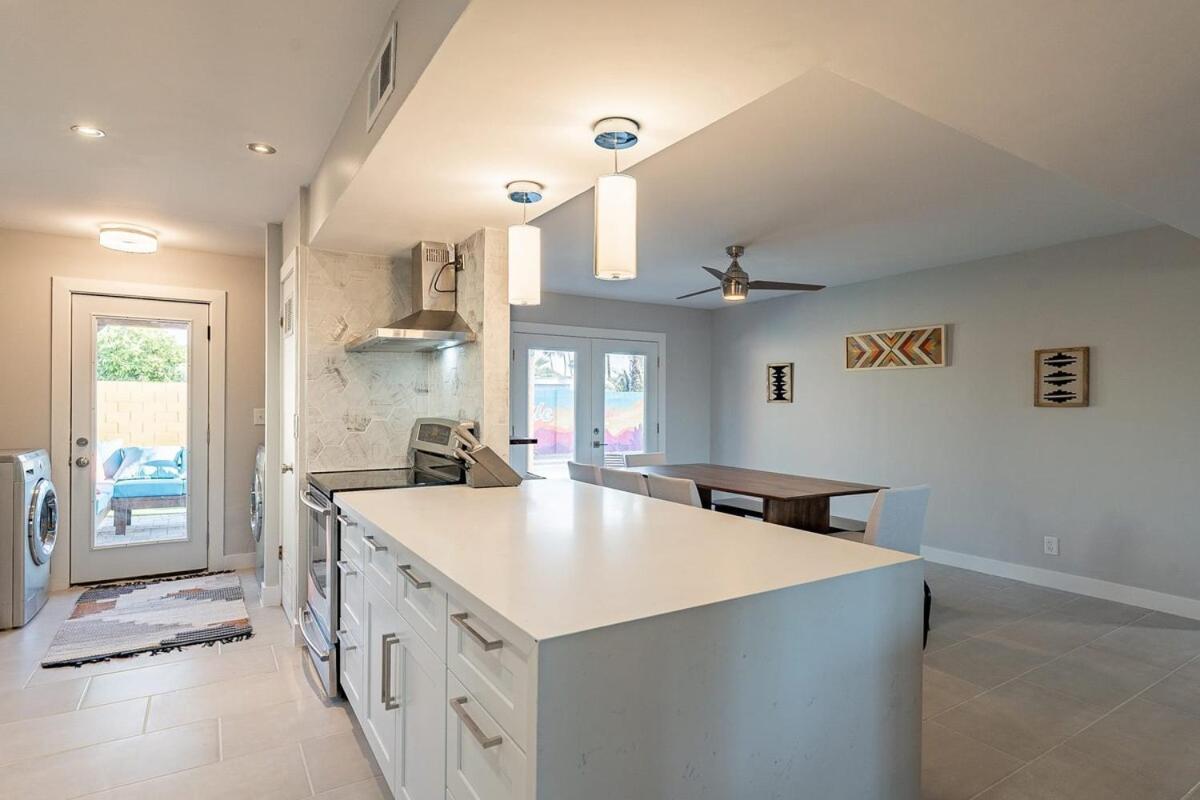 Sleeps 10 With Pool New Everything