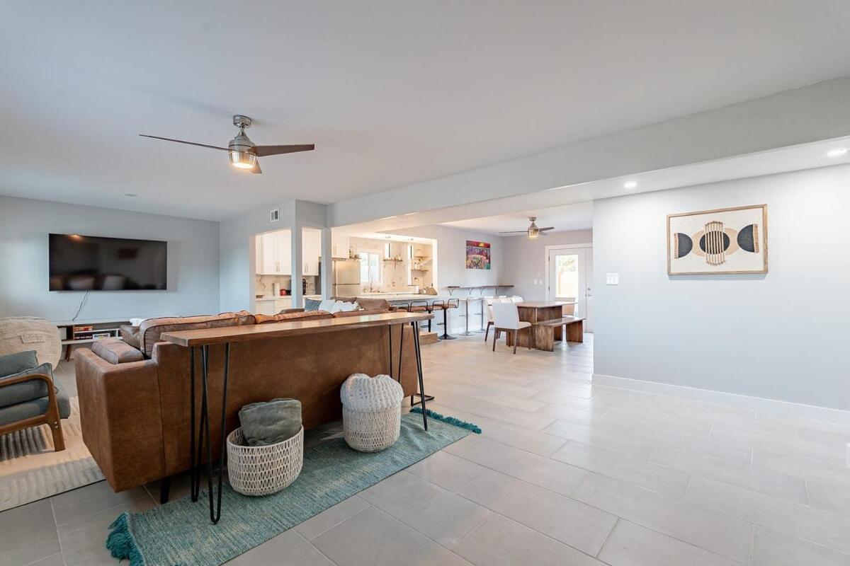 Sleeps 10 With Pool New Everything