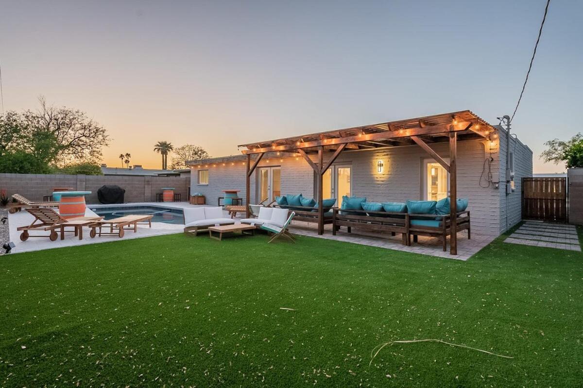 Sleeps 10 With Pool New Everything Holiday home *