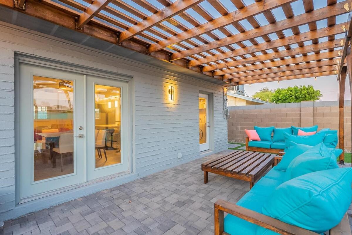 Holiday home Sleeps 10 With Pool New Everything