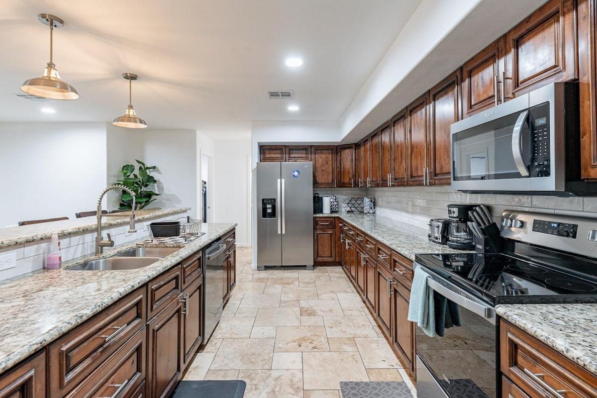 Luxury Old Town W Hot Tub Holiday home *