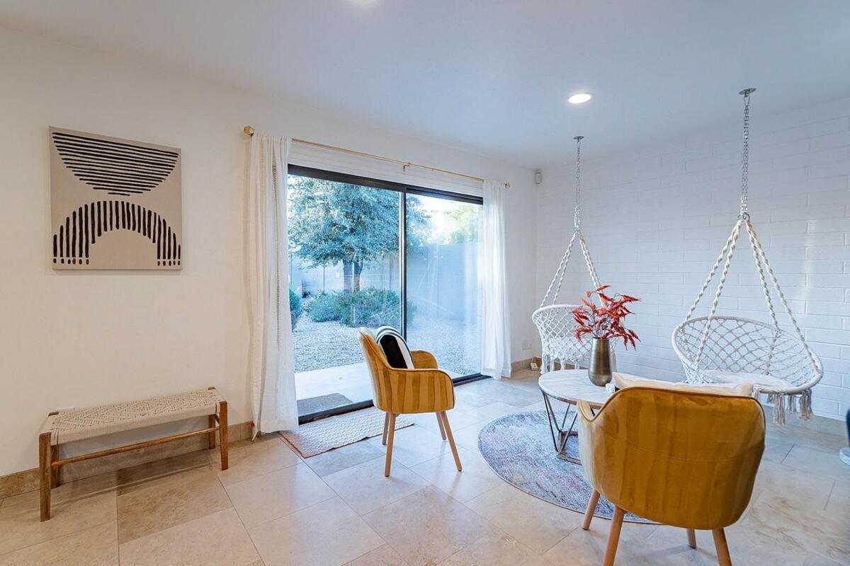 Paradise Palms - Heated Pool With Tons Of Space Holiday home Scottsdale